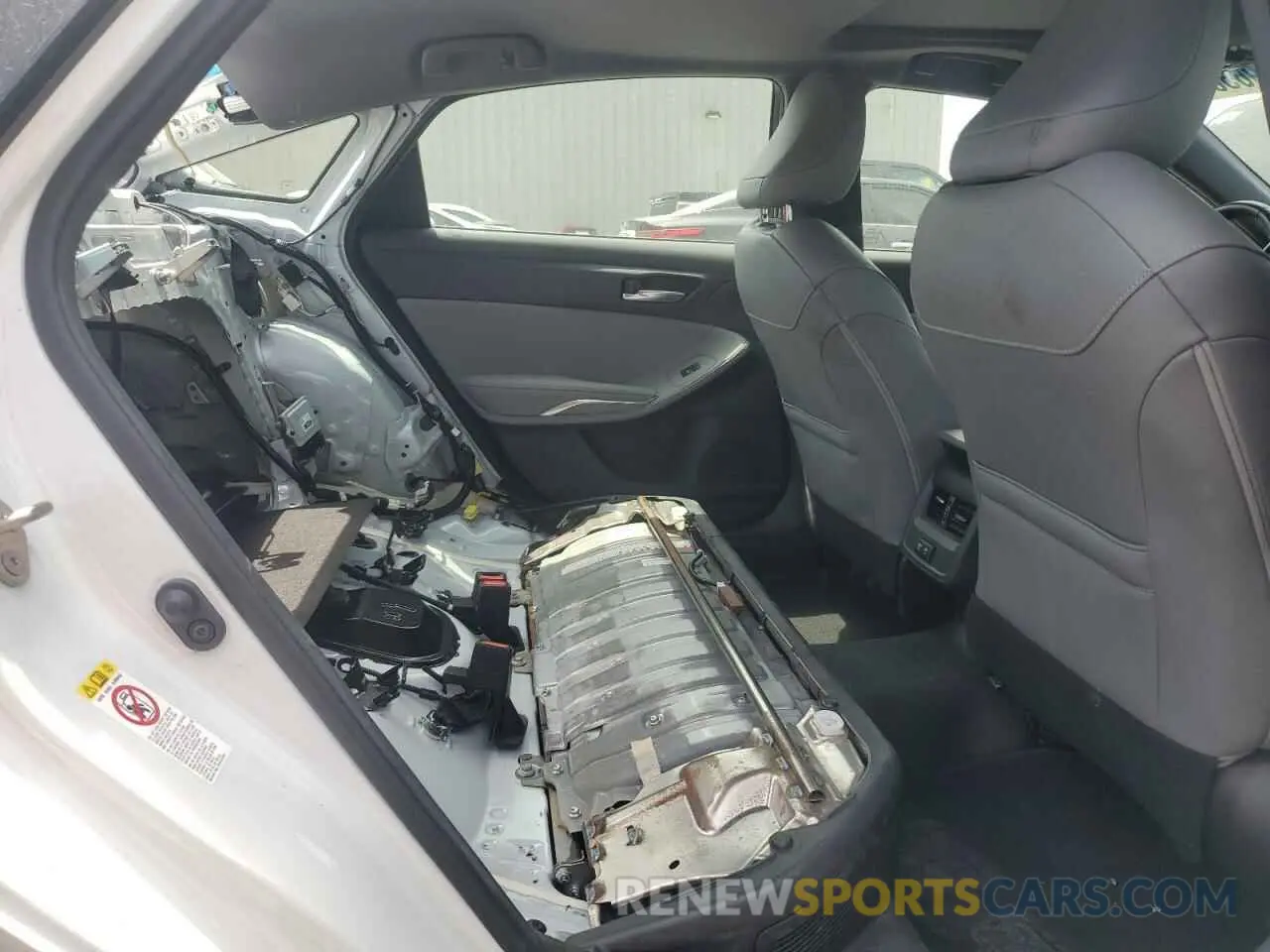 10 Photograph of a damaged car 4T1B21FB2KU011171 TOYOTA AVALON 2024