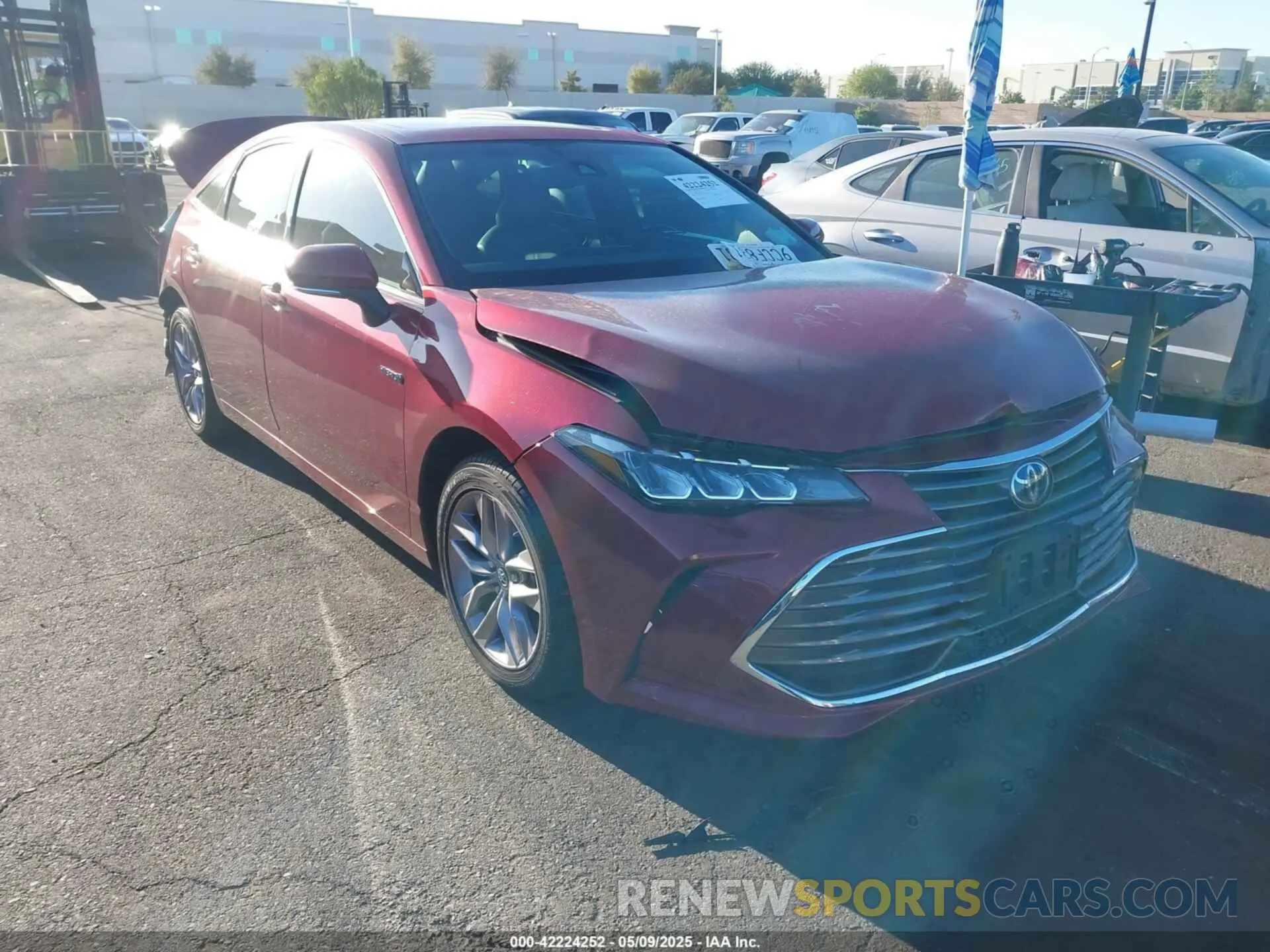 13 Photograph of a damaged car 4T1B21FB1KU004289 TOYOTA AVALON HYBRID 2019