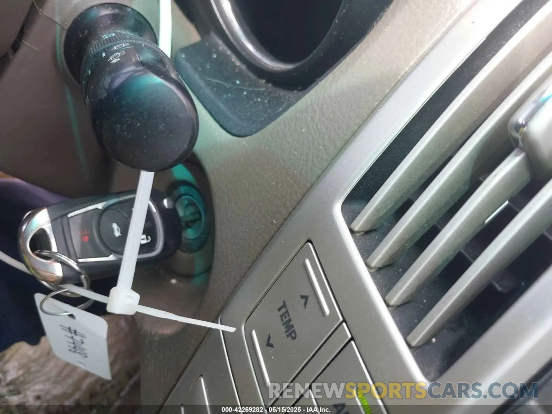 11 Photograph of a damaged car 4T1B21FB4KU003380 TOYOTA AVALON HYBRID 2019