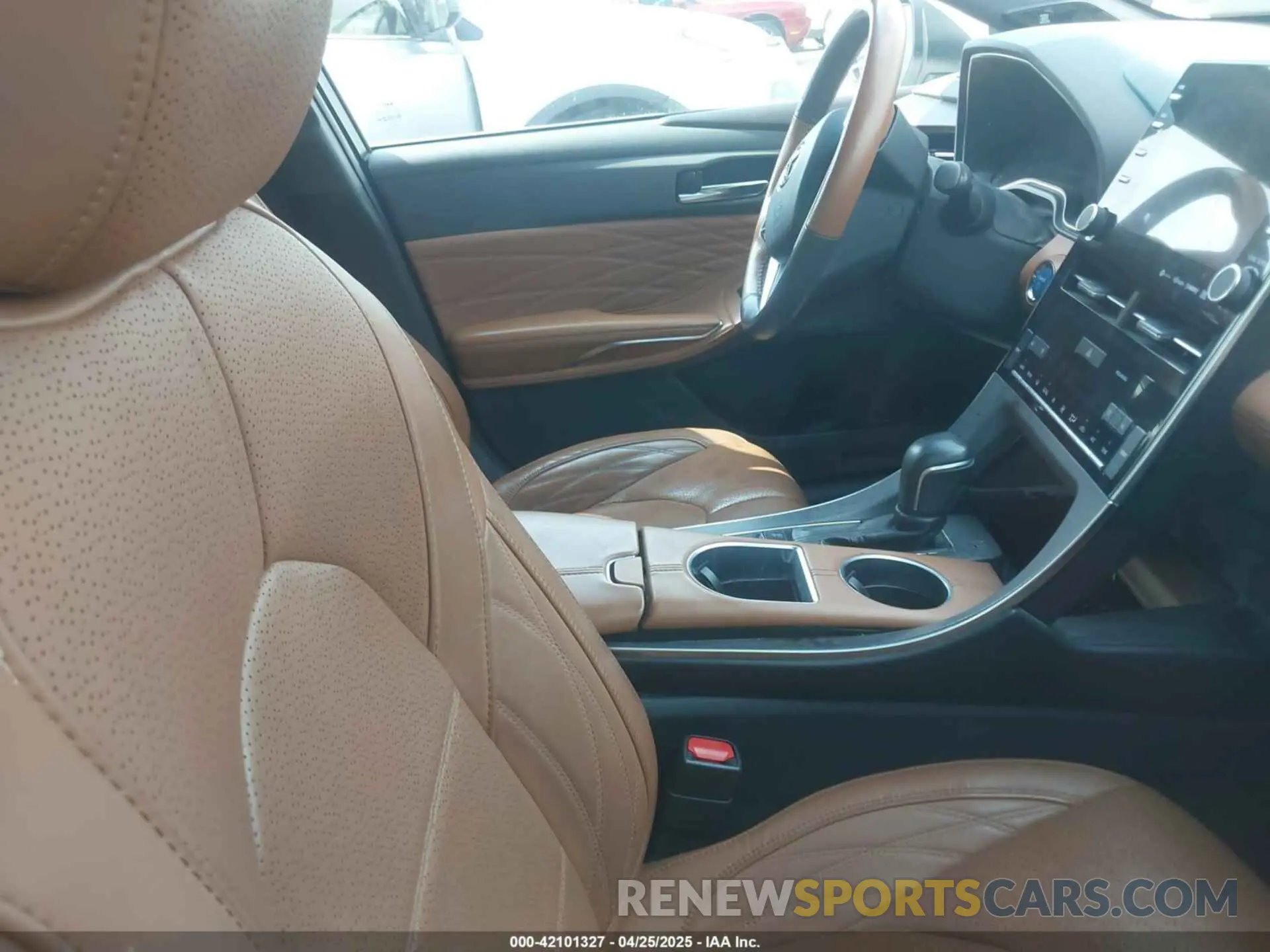 5 Photograph of a damaged car 4T1B21FB4KU008191 TOYOTA AVALON HYBRID 2019