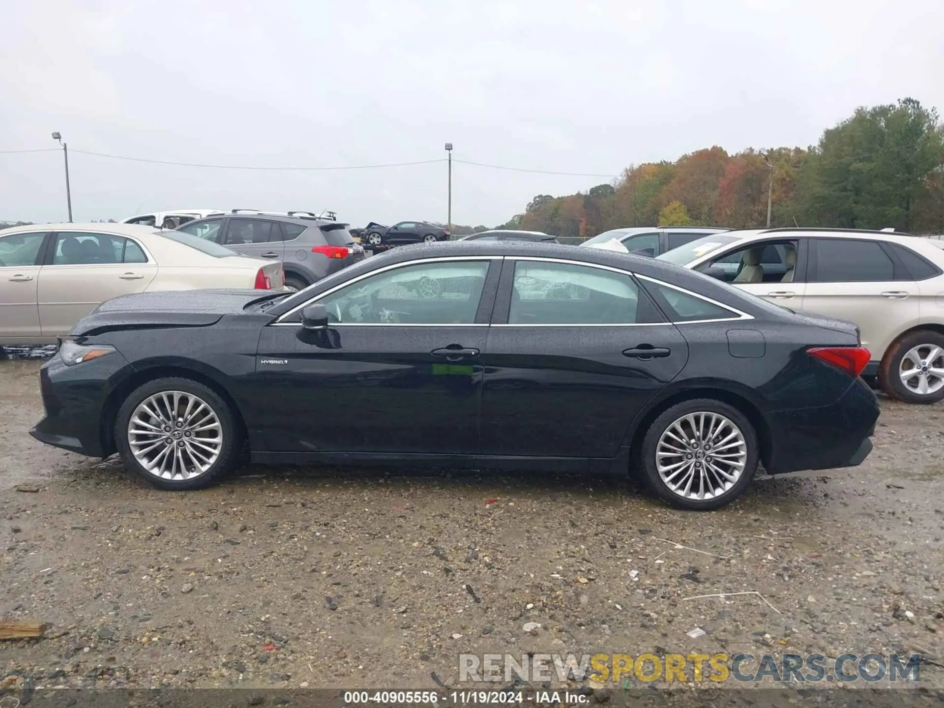 14 Photograph of a damaged car 4T1B21FB7KU003499 TOYOTA AVALON HYBRID 2019
