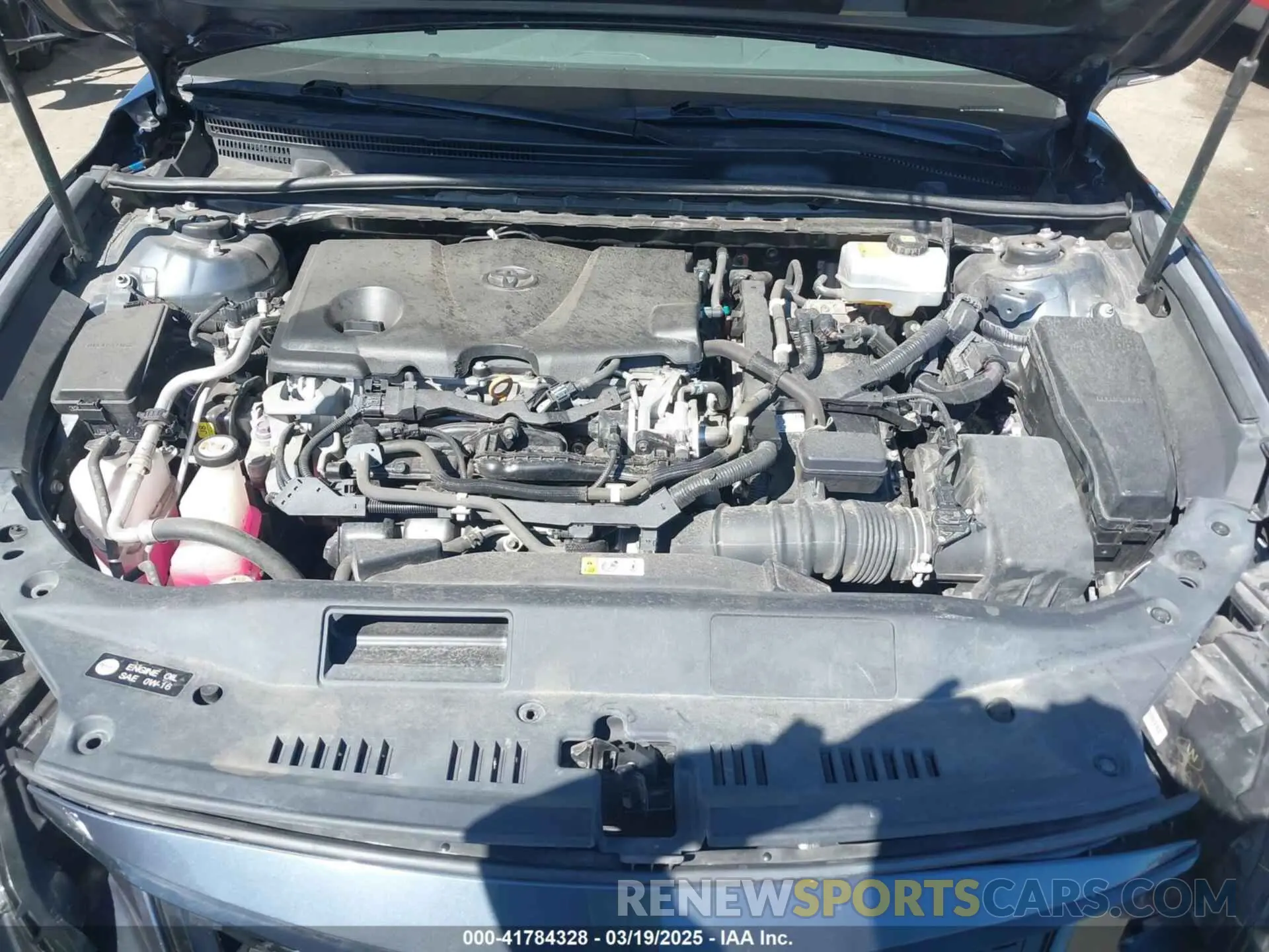 10 Photograph of a damaged car 4T1B21FB9KU004539 TOYOTA AVALON HYBRID 2019