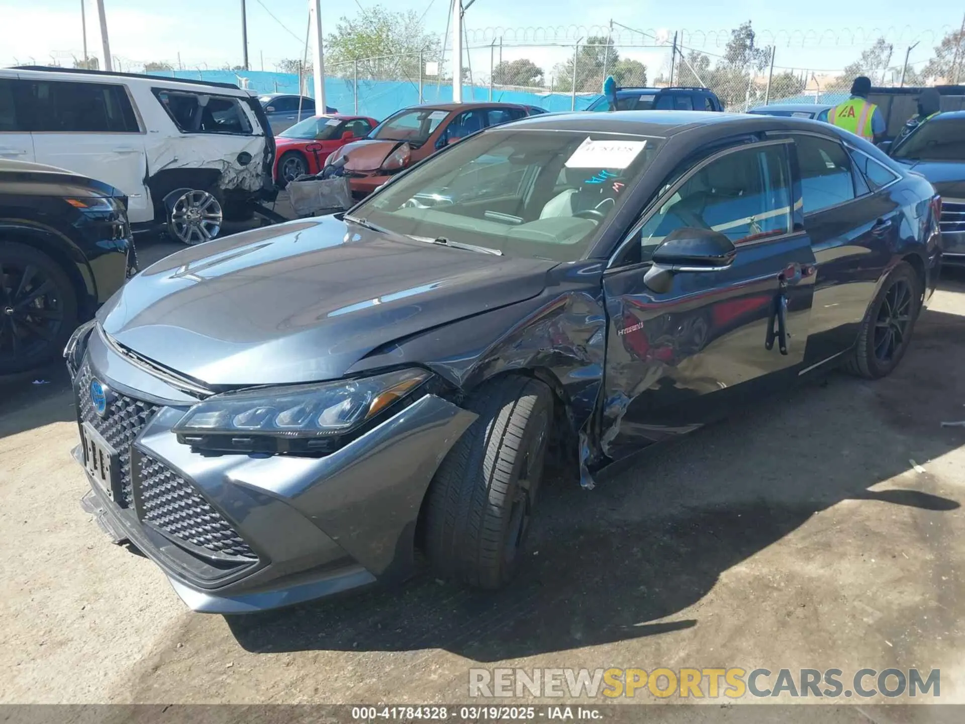 2 Photograph of a damaged car 4T1B21FB9KU004539 TOYOTA AVALON HYBRID 2019