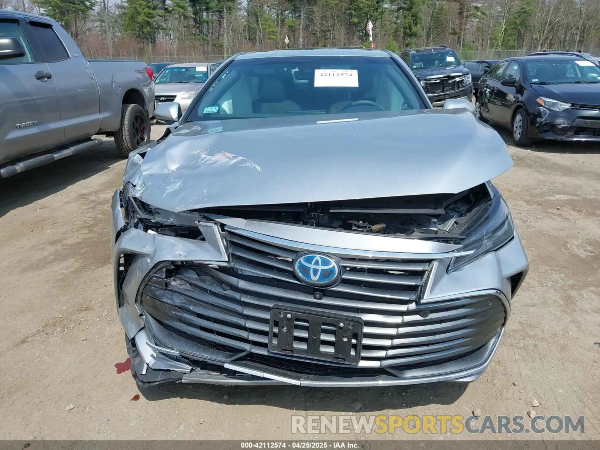 12 Photograph of a damaged car 4T1B21FB9KU007974 TOYOTA AVALON HYBRID 2019