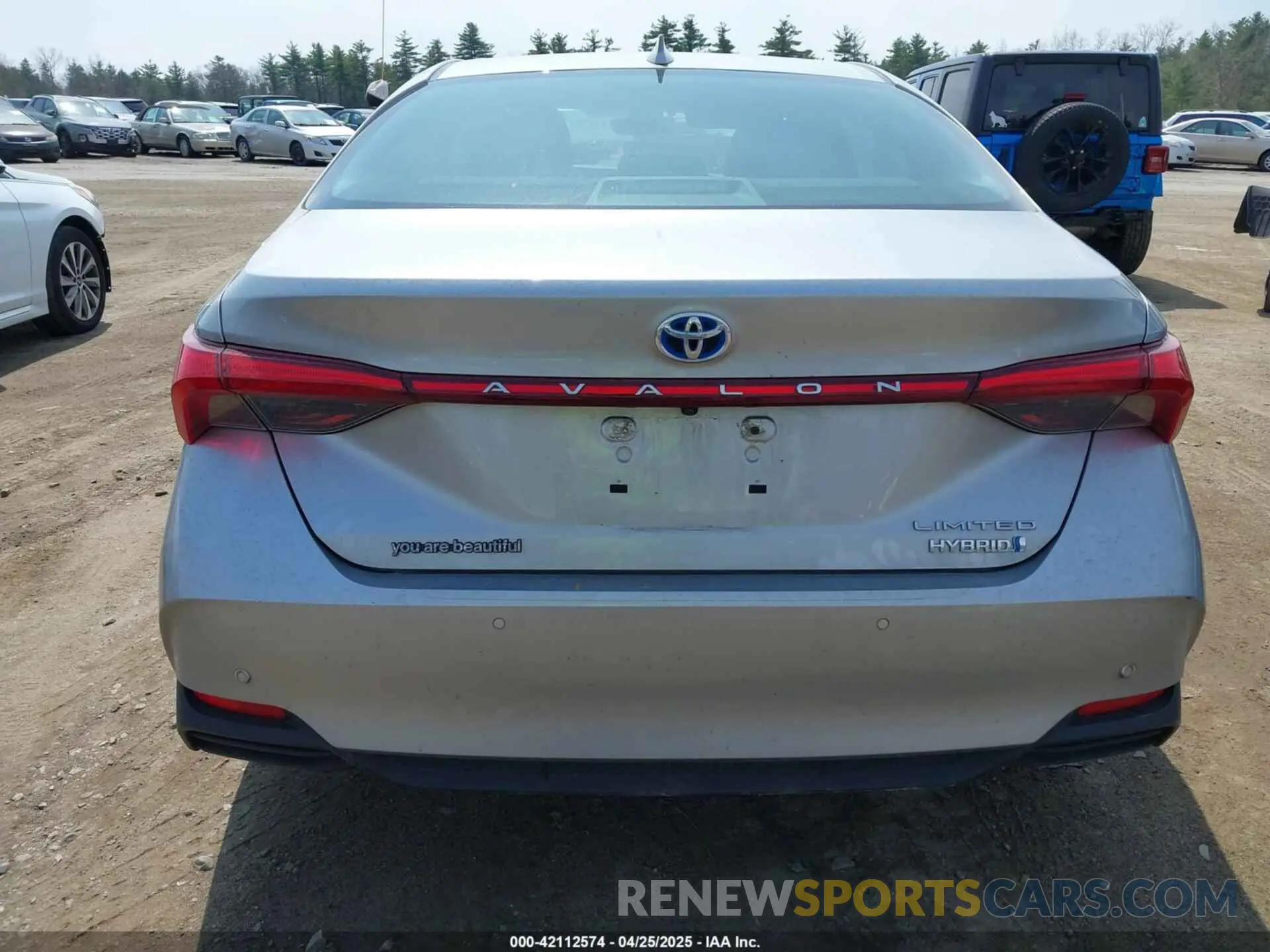 16 Photograph of a damaged car 4T1B21FB9KU007974 TOYOTA AVALON HYBRID 2019