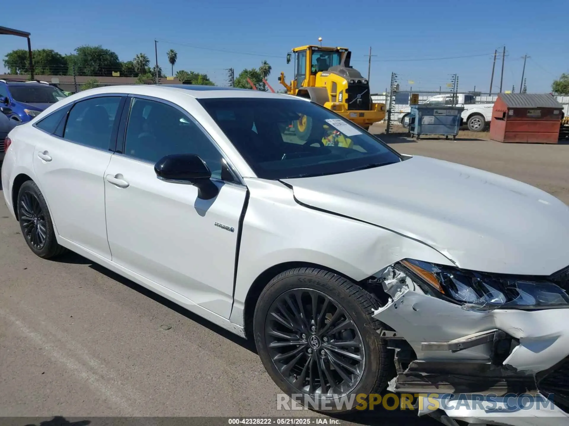 13 Photograph of a damaged car 4T1B21FBXKU001178 TOYOTA AVALON HYBRID 2019