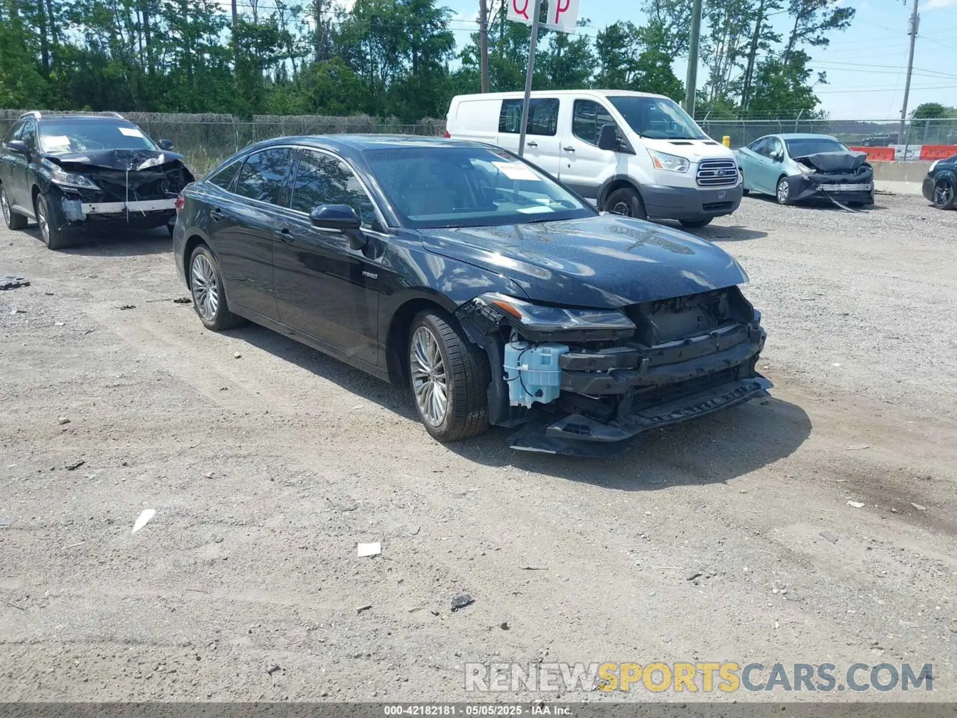 1 Photograph of a damaged car 4T1D21FB4LU019914 TOYOTA AVALON HYBRID 2020