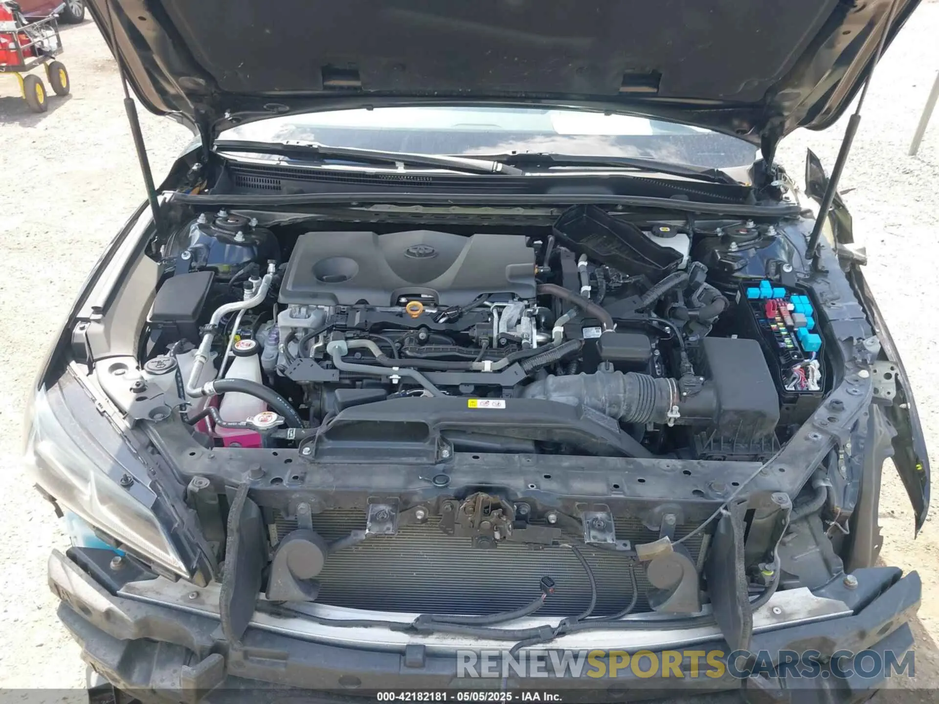 10 Photograph of a damaged car 4T1D21FB4LU019914 TOYOTA AVALON HYBRID 2020