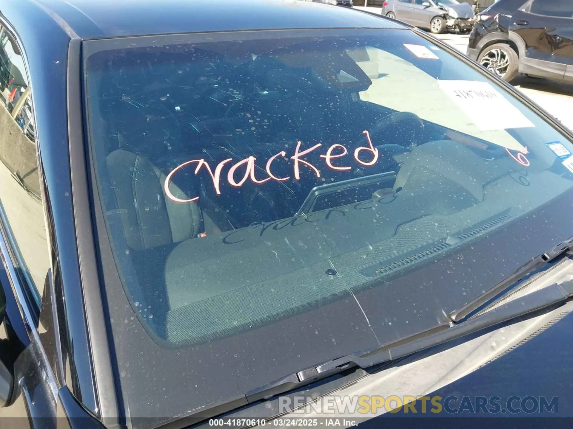 19 Photograph of a damaged car 4T1J21FB8LU016002 TOYOTA AVALON HYBRID 2020