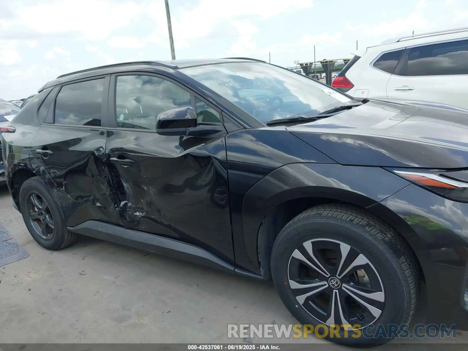 13 Photograph of a damaged car JTMABACA0PA022187 TOYOTA BZ4X 2023