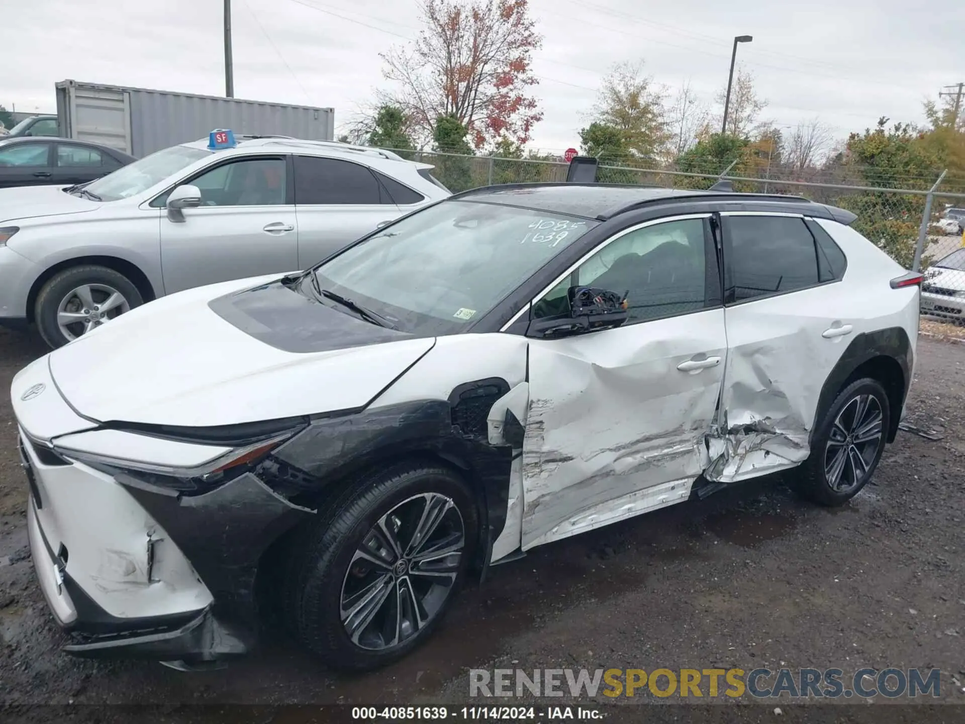 14 Photograph of a damaged car JTMABACA3PA006422 TOYOTA BZ4X 2023