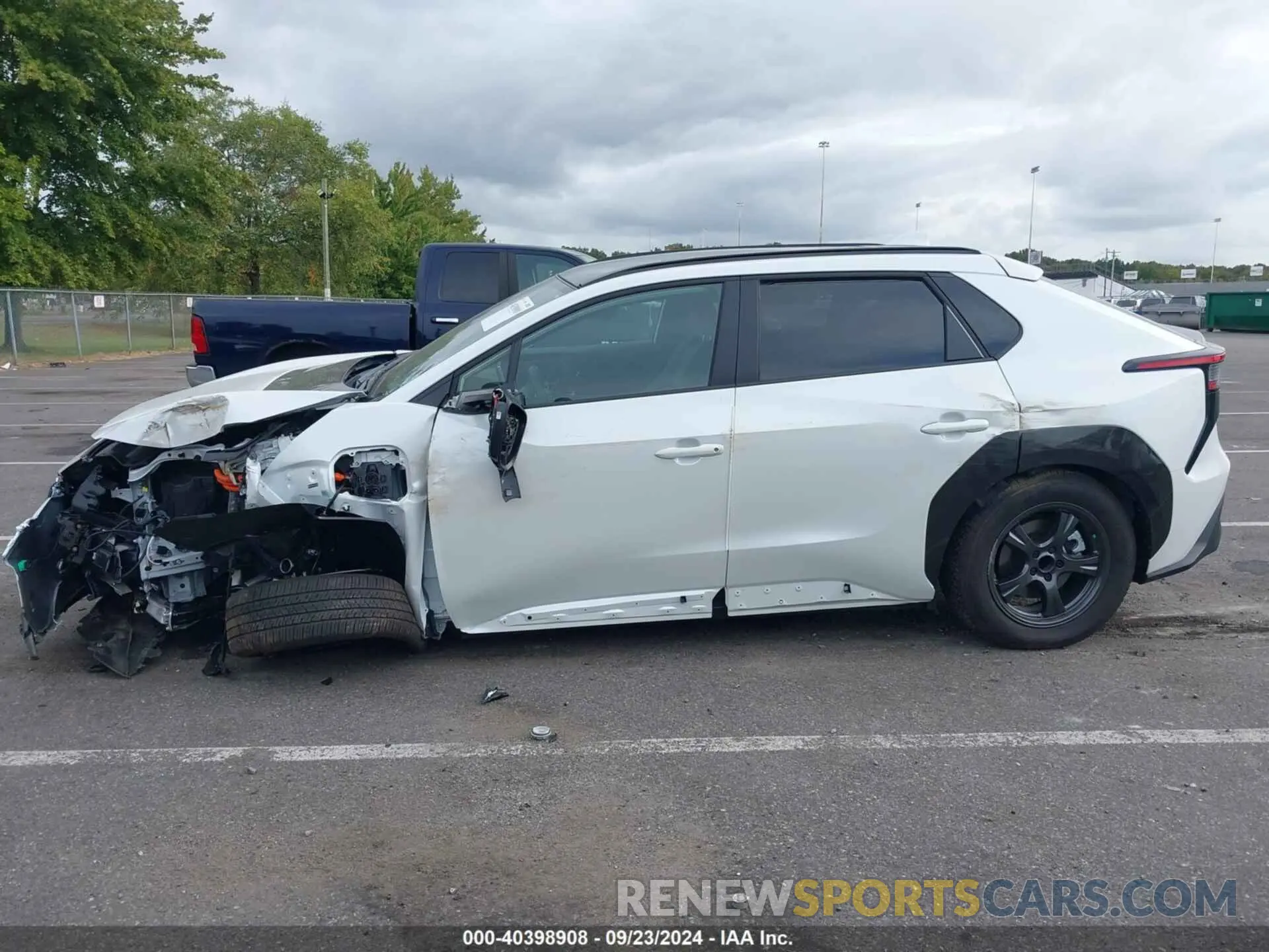 14 Photograph of a damaged car JTMAAAAA3RA034598 TOYOTA BZ4X 2024