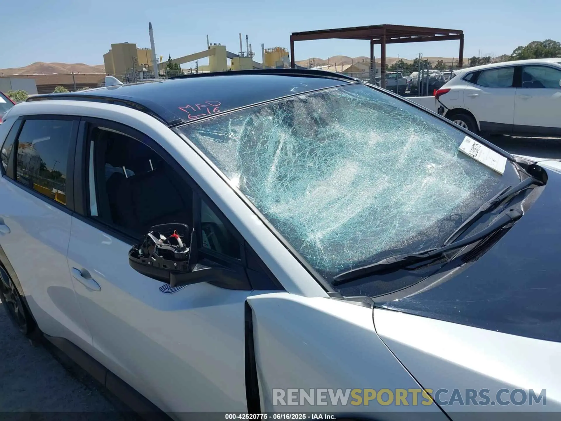 18 Photograph of a damaged car JTMABACA0RA070758 TOYOTA BZ4X 2024
