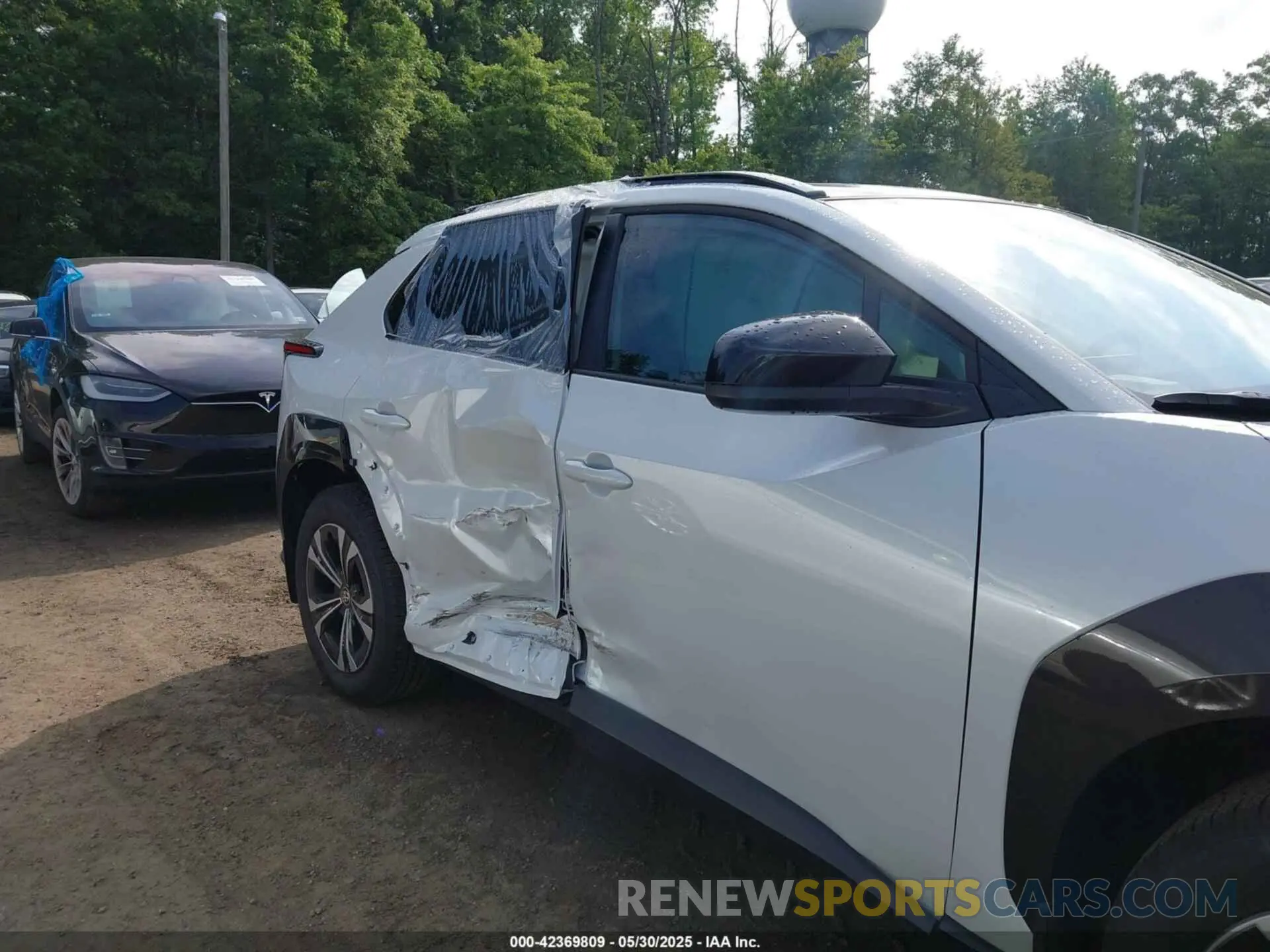 6 Photograph of a damaged car JTMABACA1RA085298 TOYOTA BZ4X 2024