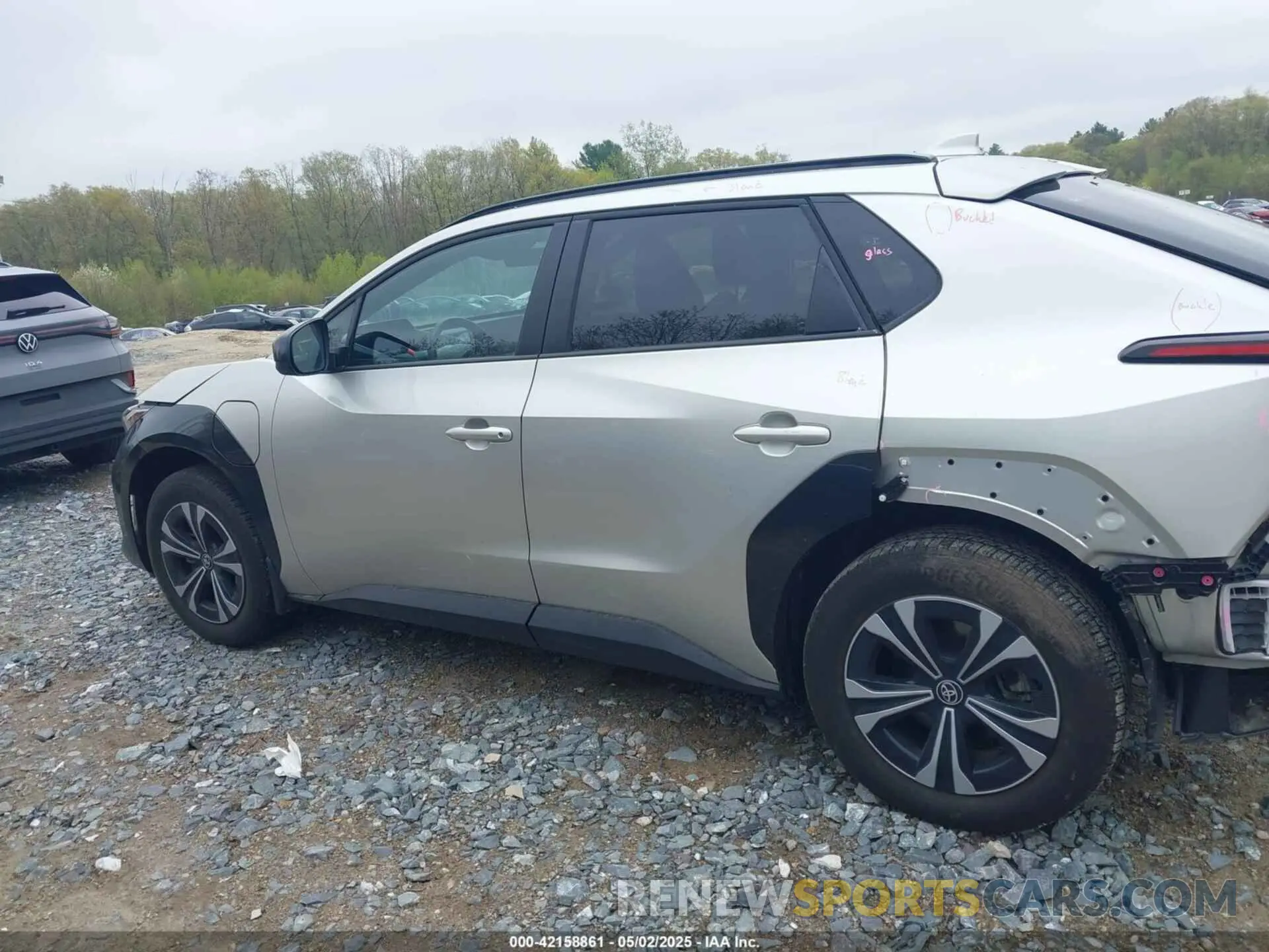 15 Photograph of a damaged car JTMABACA2RA070129 TOYOTA BZ4X 2024