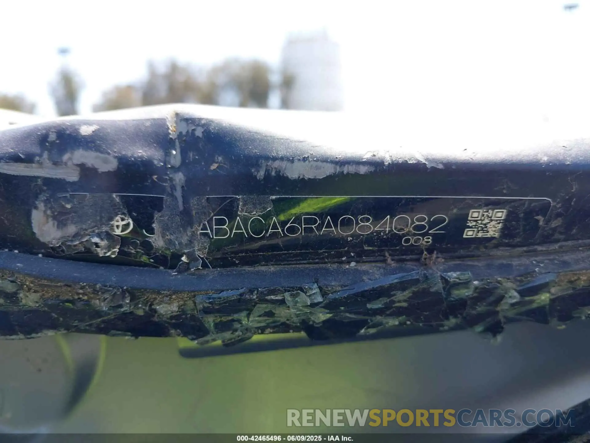 18 Photograph of a damaged car JTMABACA6RA084082 TOYOTA BZ4X 2024