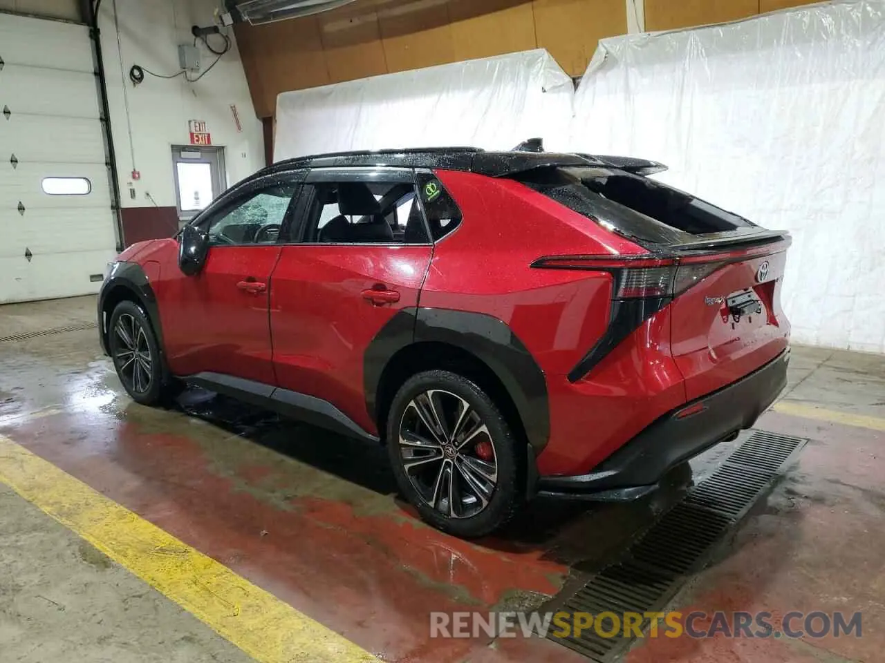 2 Photograph of a damaged car JTMABACA3PA032826 TOYOTA BZ4X XLE 2023