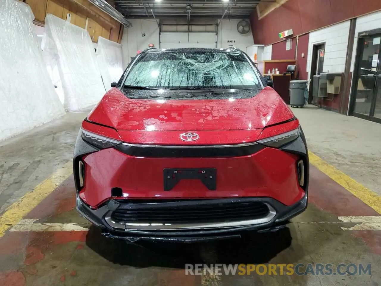 5 Photograph of a damaged car JTMABACA3PA032826 TOYOTA BZ4X XLE 2023