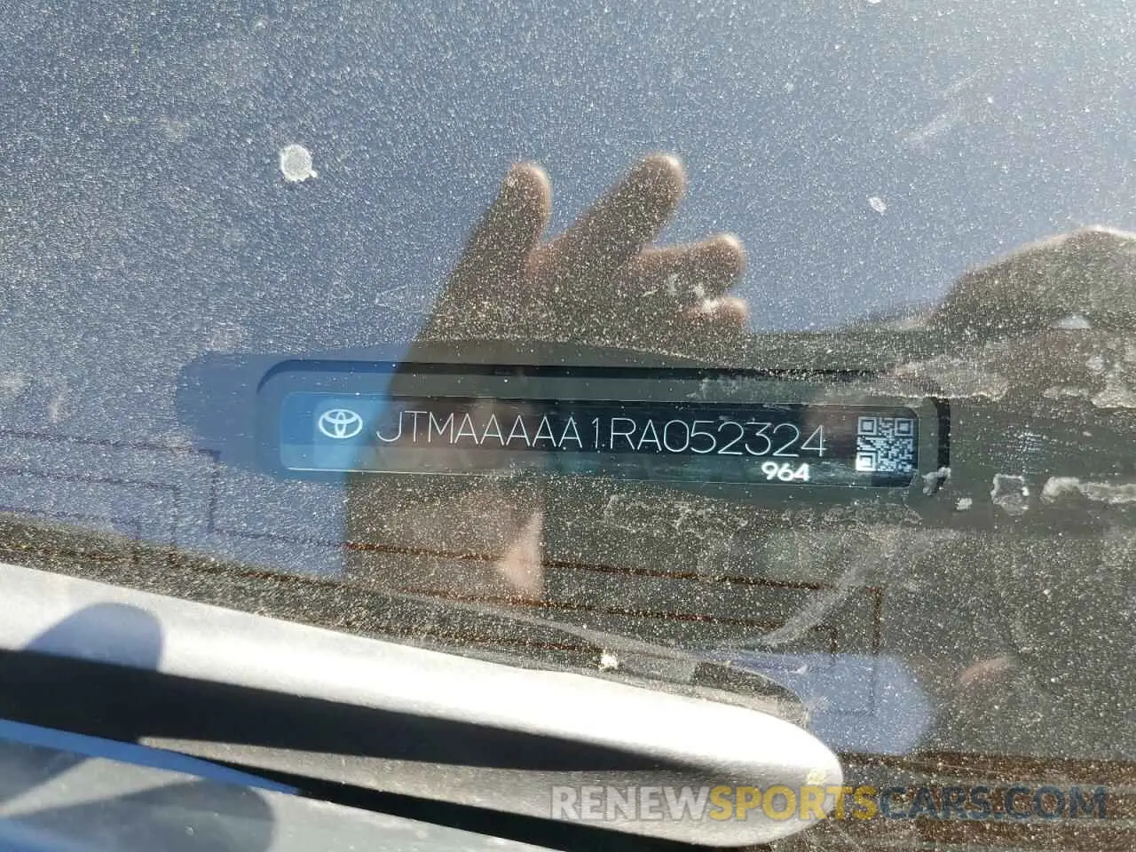 15 Photograph of a damaged car JTMAAAAA1RA052324 TOYOTA BZ4X XLE 2024