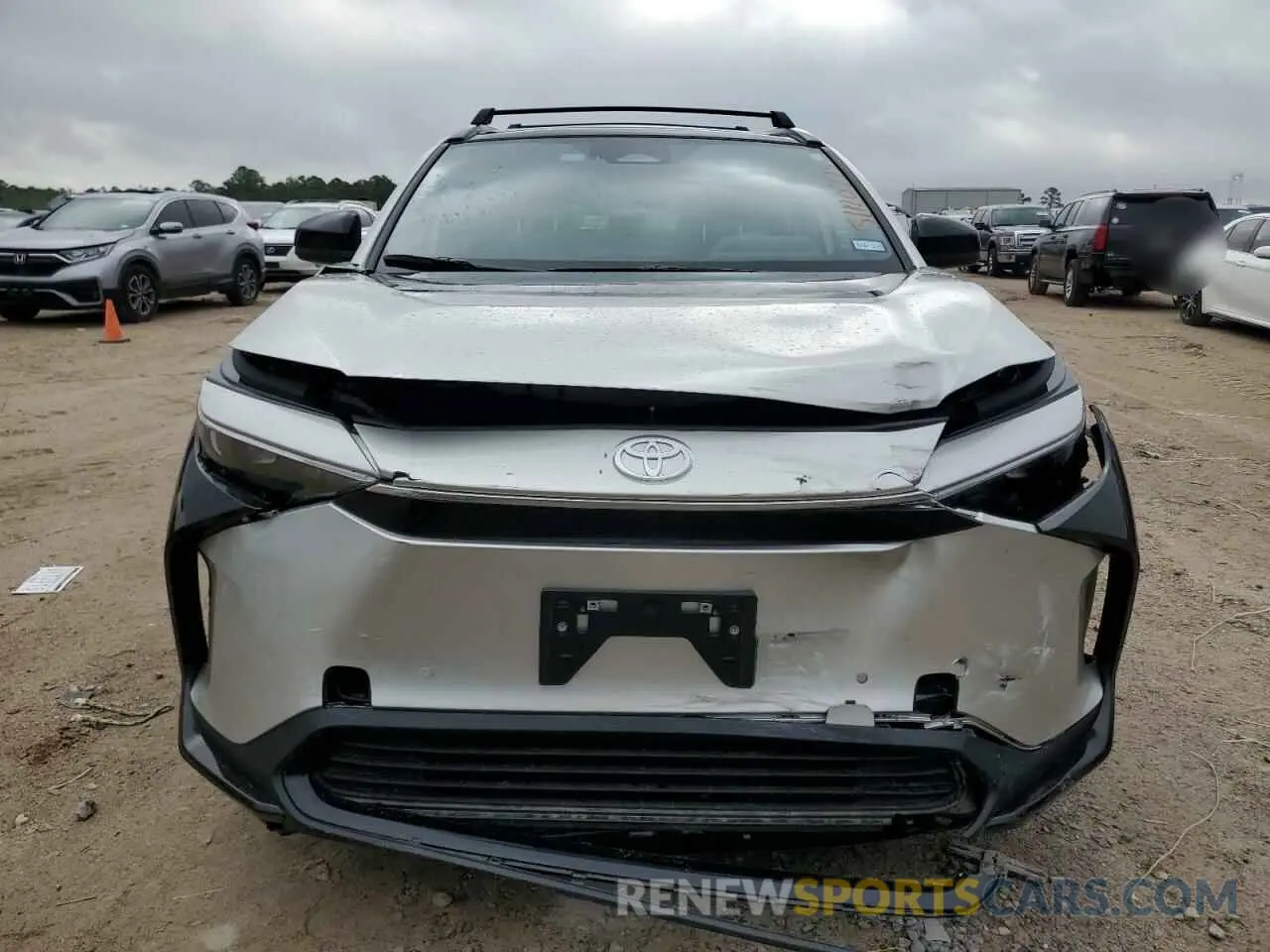 5 Photograph of a damaged car JTMAAAAA4RA032665 TOYOTA BZ4X XLE 2024