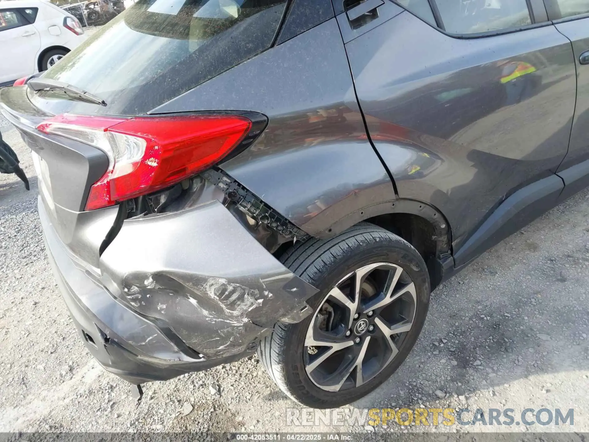 17 Photograph of a damaged car JTNKHMBX0K1013522 TOYOTA C-HR 2019