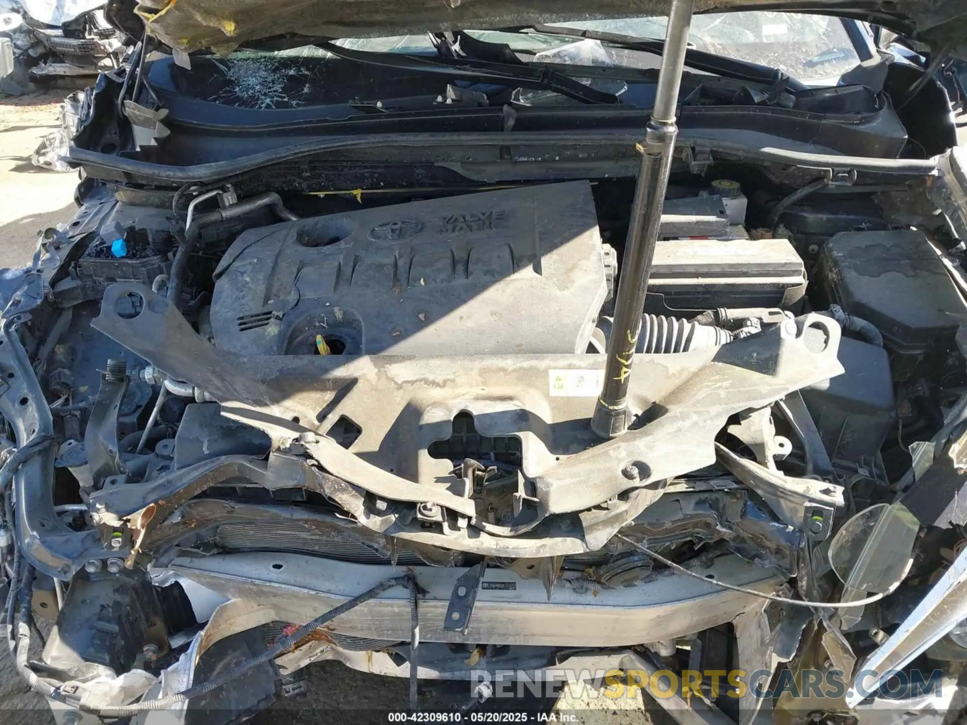 10 Photograph of a damaged car JTNKHMBX0K1016727 TOYOTA C-HR 2019