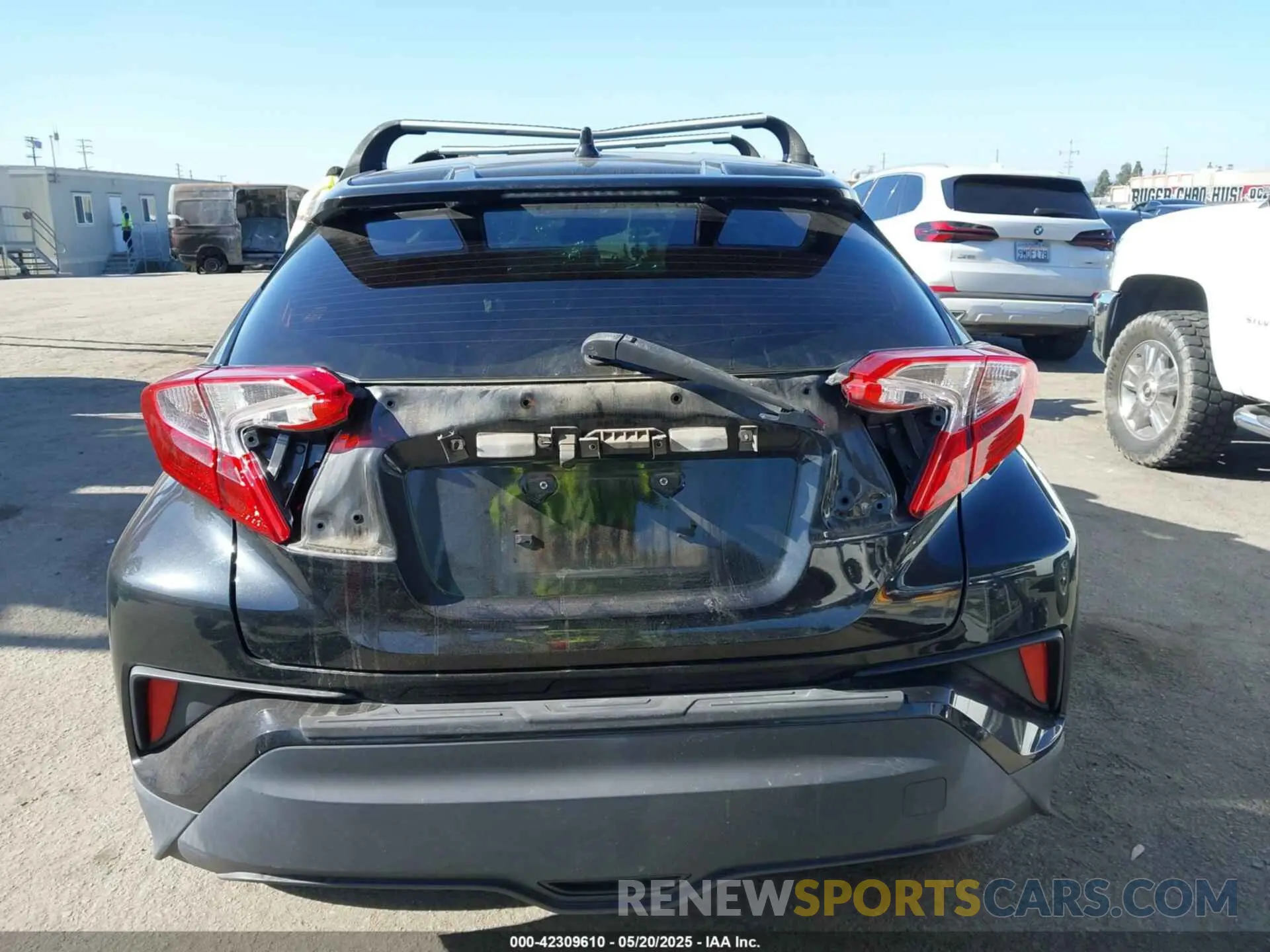 15 Photograph of a damaged car JTNKHMBX0K1016727 TOYOTA C-HR 2019