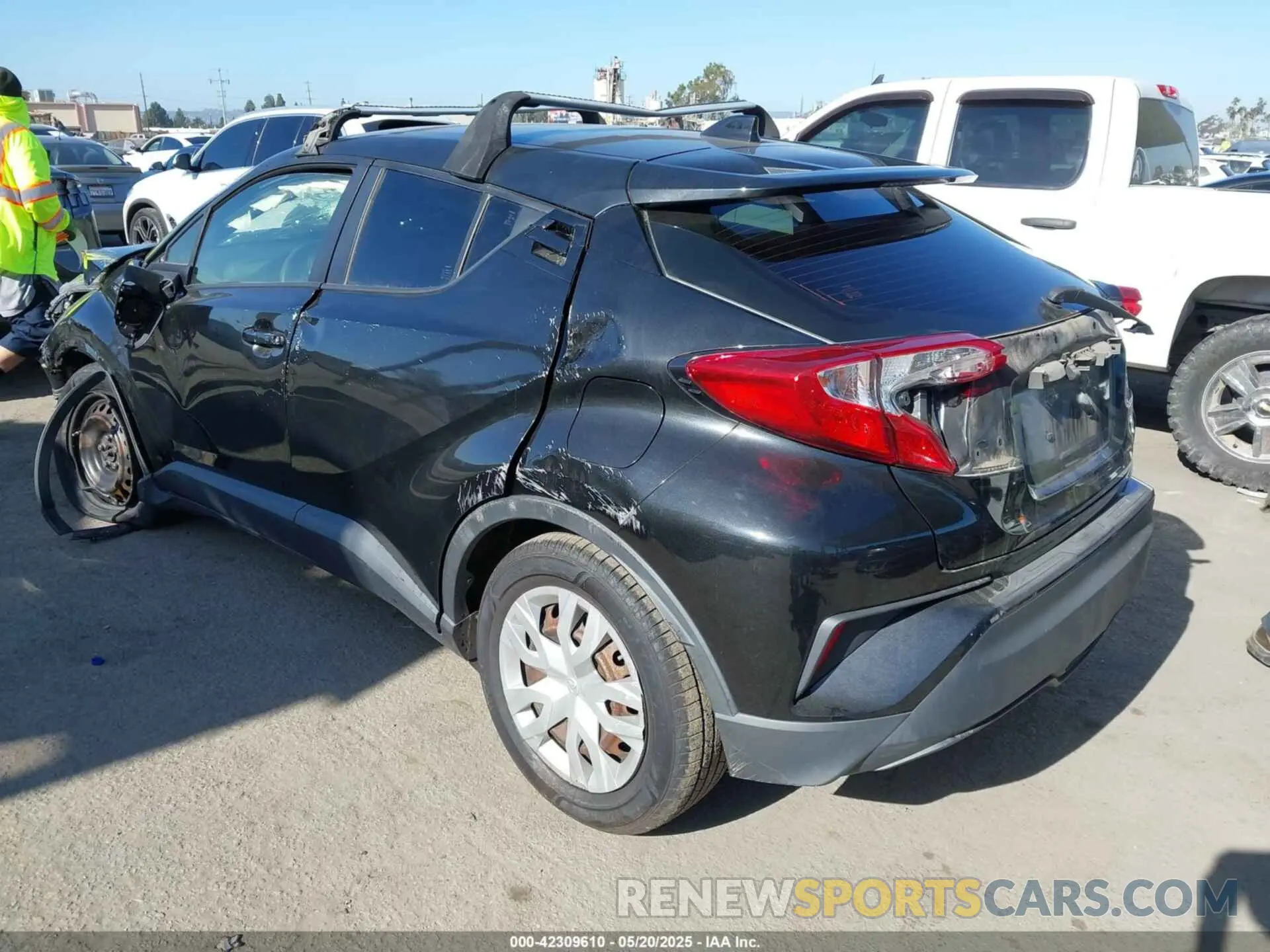 3 Photograph of a damaged car JTNKHMBX0K1016727 TOYOTA C-HR 2019