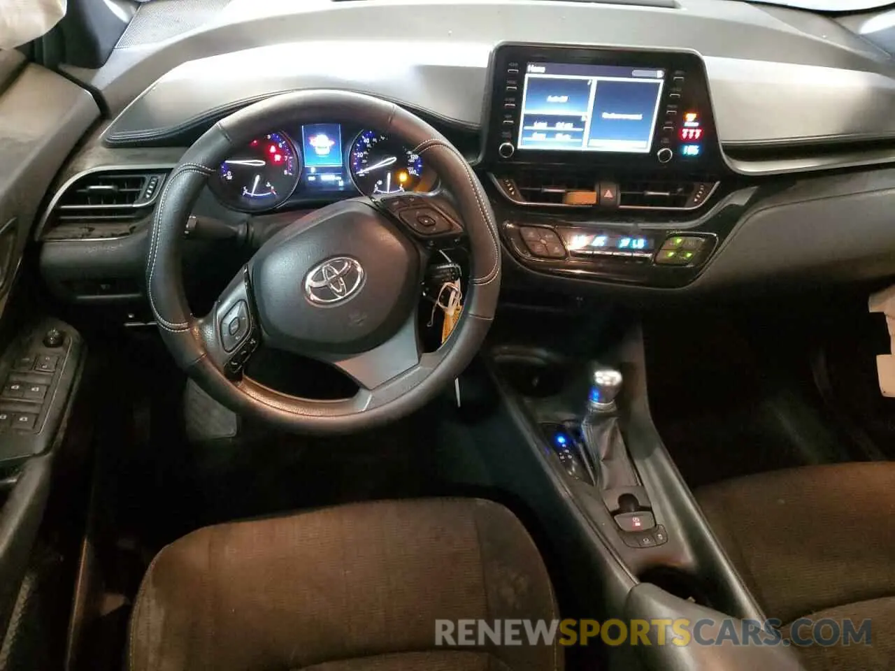 8 Photograph of a damaged car JTNKHMBX0K1025833 TOYOTA C-HR 2019