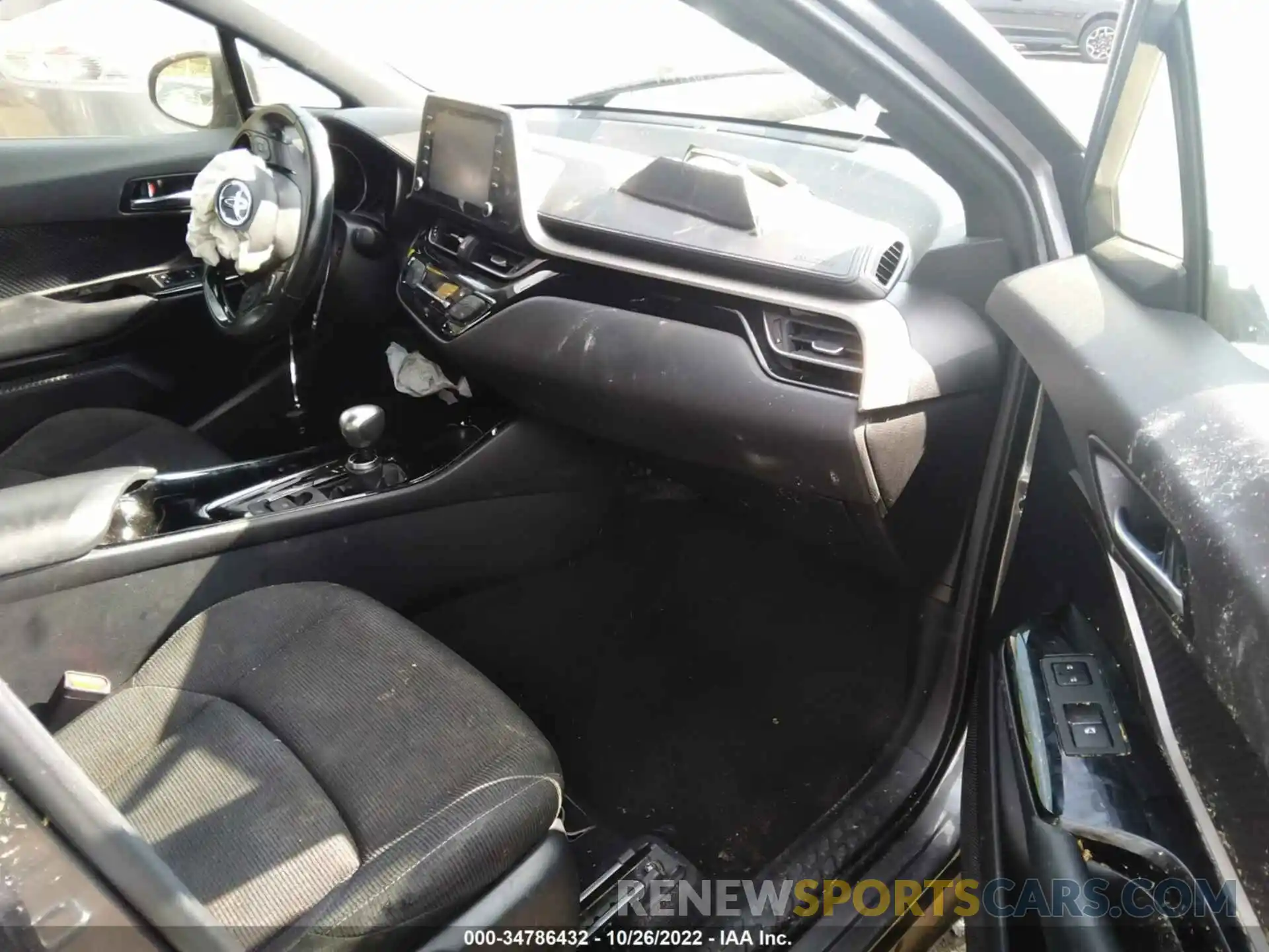 5 Photograph of a damaged car JTNKHMBX0K1036234 TOYOTA C-HR 2019