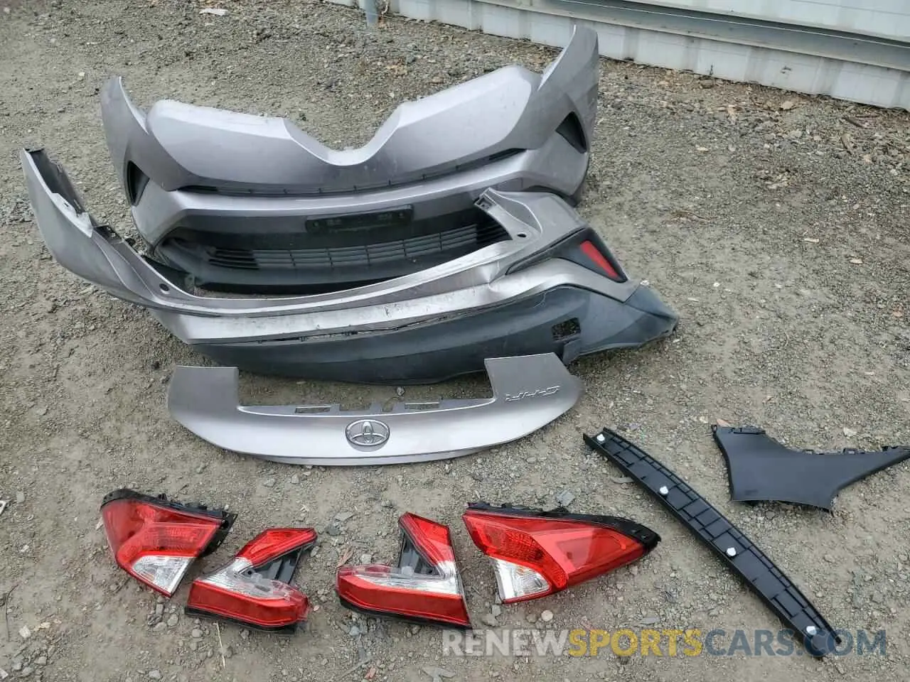 12 Photograph of a damaged car JTNKHMBX1K1013111 TOYOTA C-HR 2019