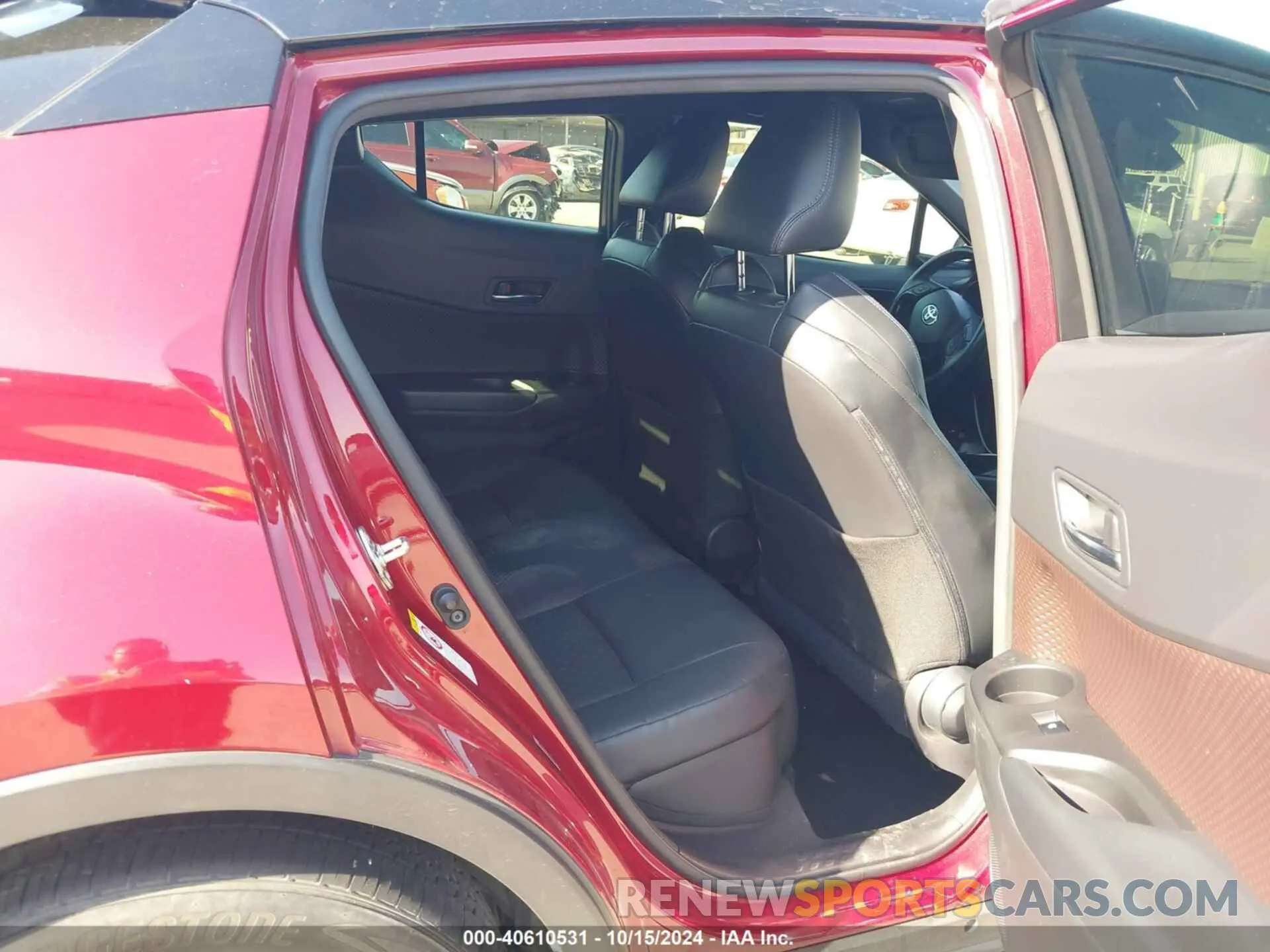 8 Photograph of a damaged car JTNKHMBX1K1022746 TOYOTA C-HR 2019