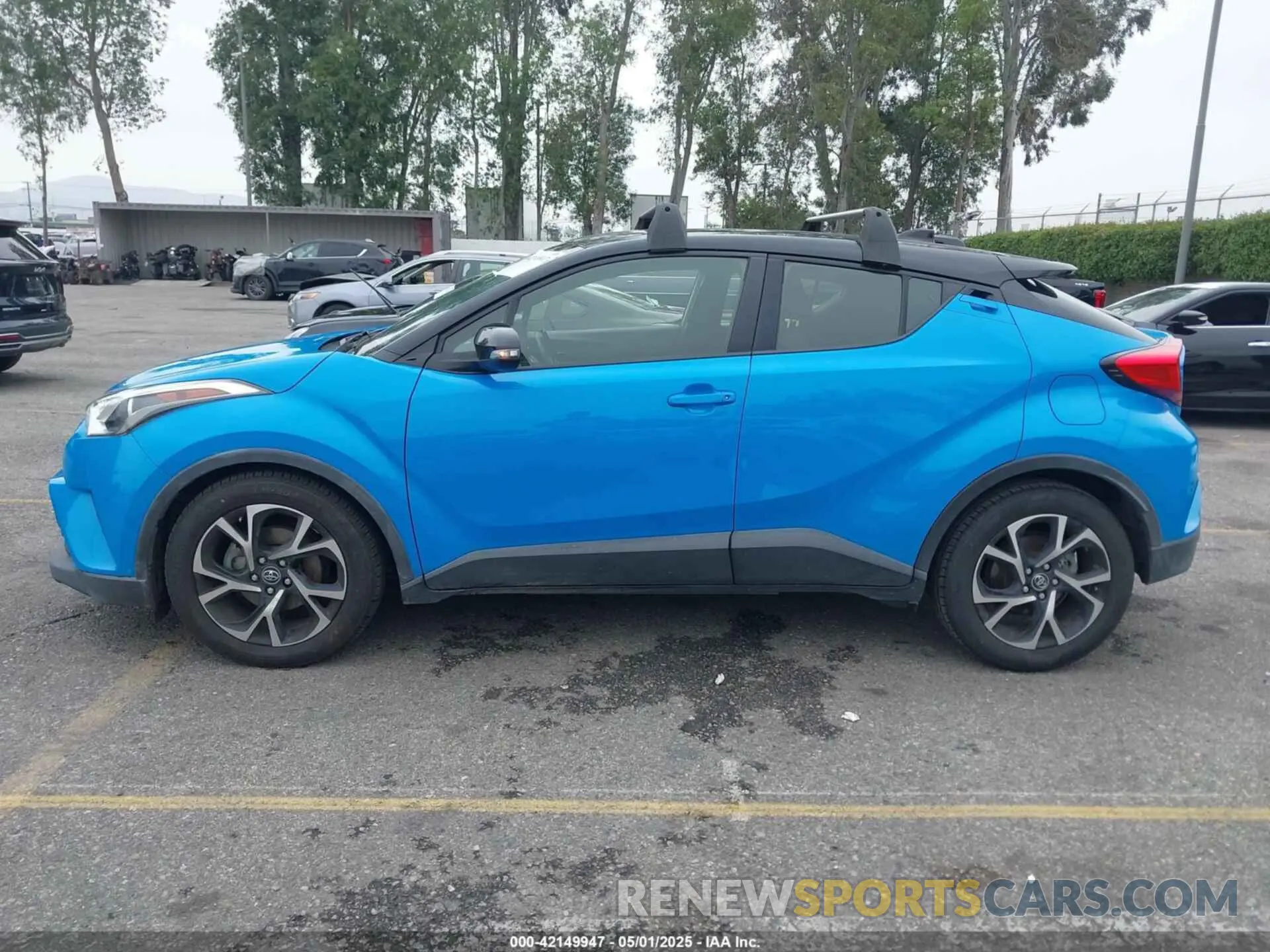 14 Photograph of a damaged car JTNKHMBX1K1031351 TOYOTA C-HR 2019
