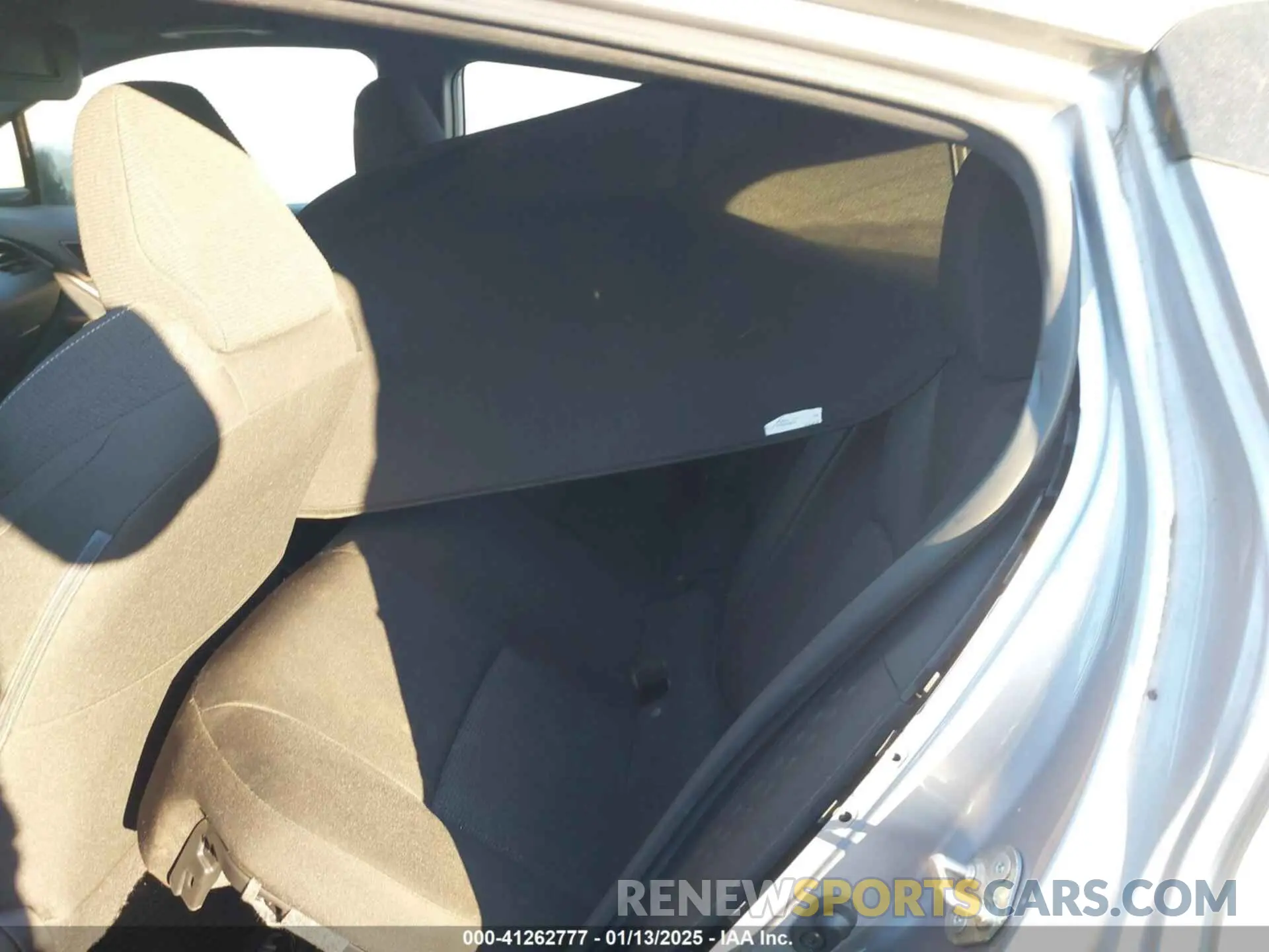 8 Photograph of a damaged car JTNKHMBX1K1035545 TOYOTA C-HR 2019