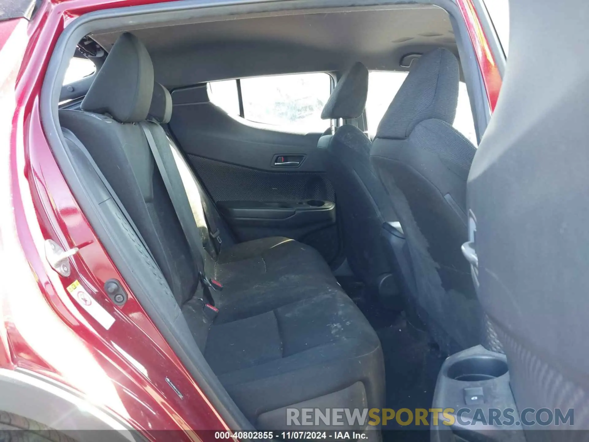 8 Photograph of a damaged car JTNKHMBX1K1057268 TOYOTA C-HR 2019