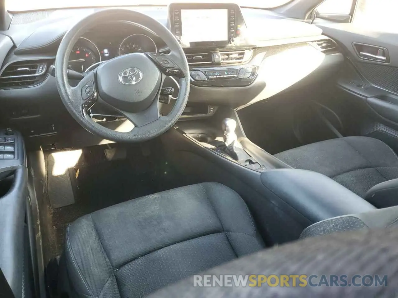 8 Photograph of a damaged car JTNKHMBX2K1017345 TOYOTA C-HR 2019