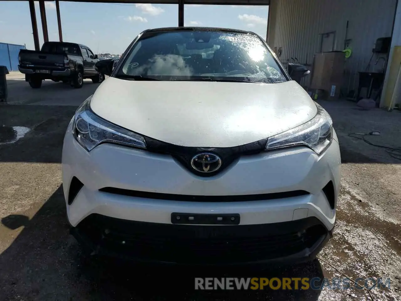 5 Photograph of a damaged car JTNKHMBX2K1021928 TOYOTA C-HR 2019