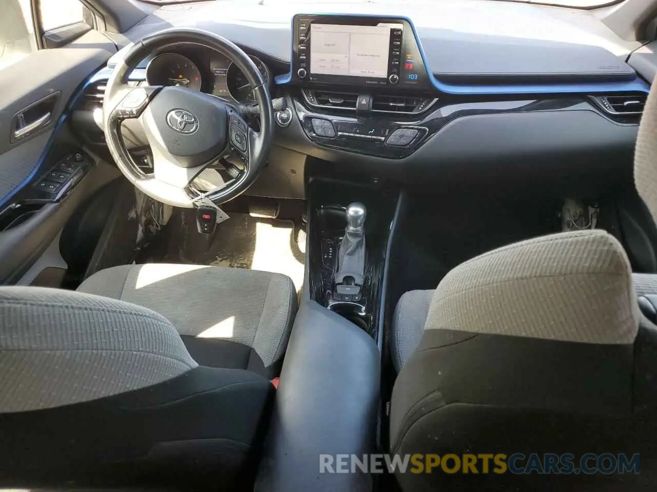 8 Photograph of a damaged car JTNKHMBX2K1021928 TOYOTA C-HR 2019