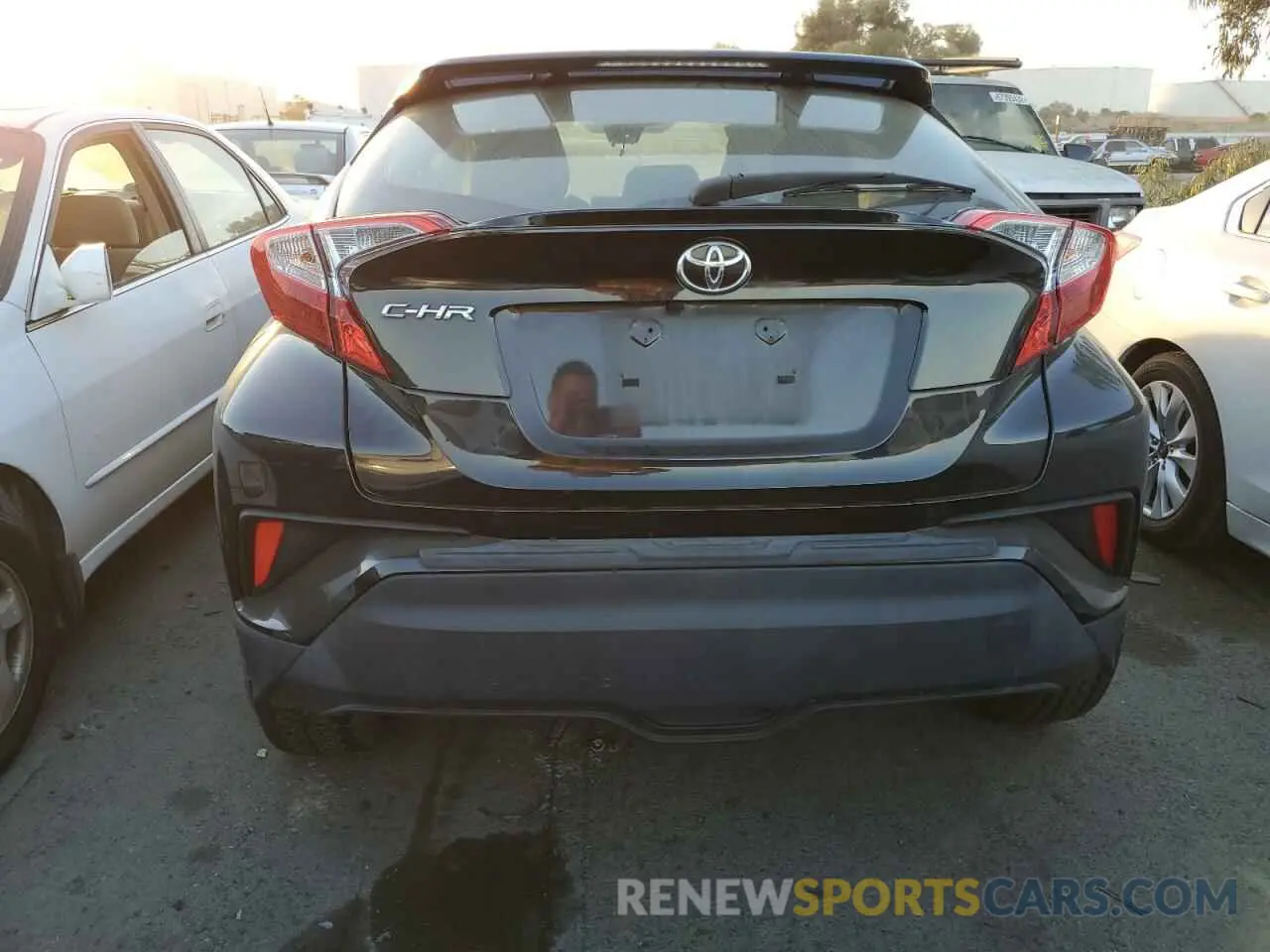 6 Photograph of a damaged car JTNKHMBX2K1022187 TOYOTA C-HR 2019
