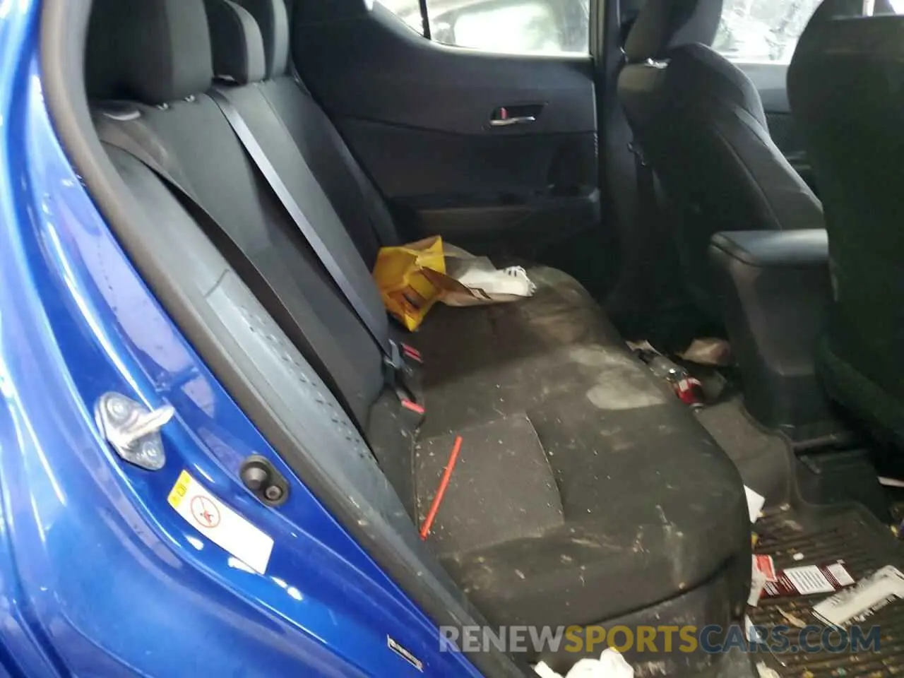 11 Photograph of a damaged car JTNKHMBX2K1029432 TOYOTA C-HR 2019