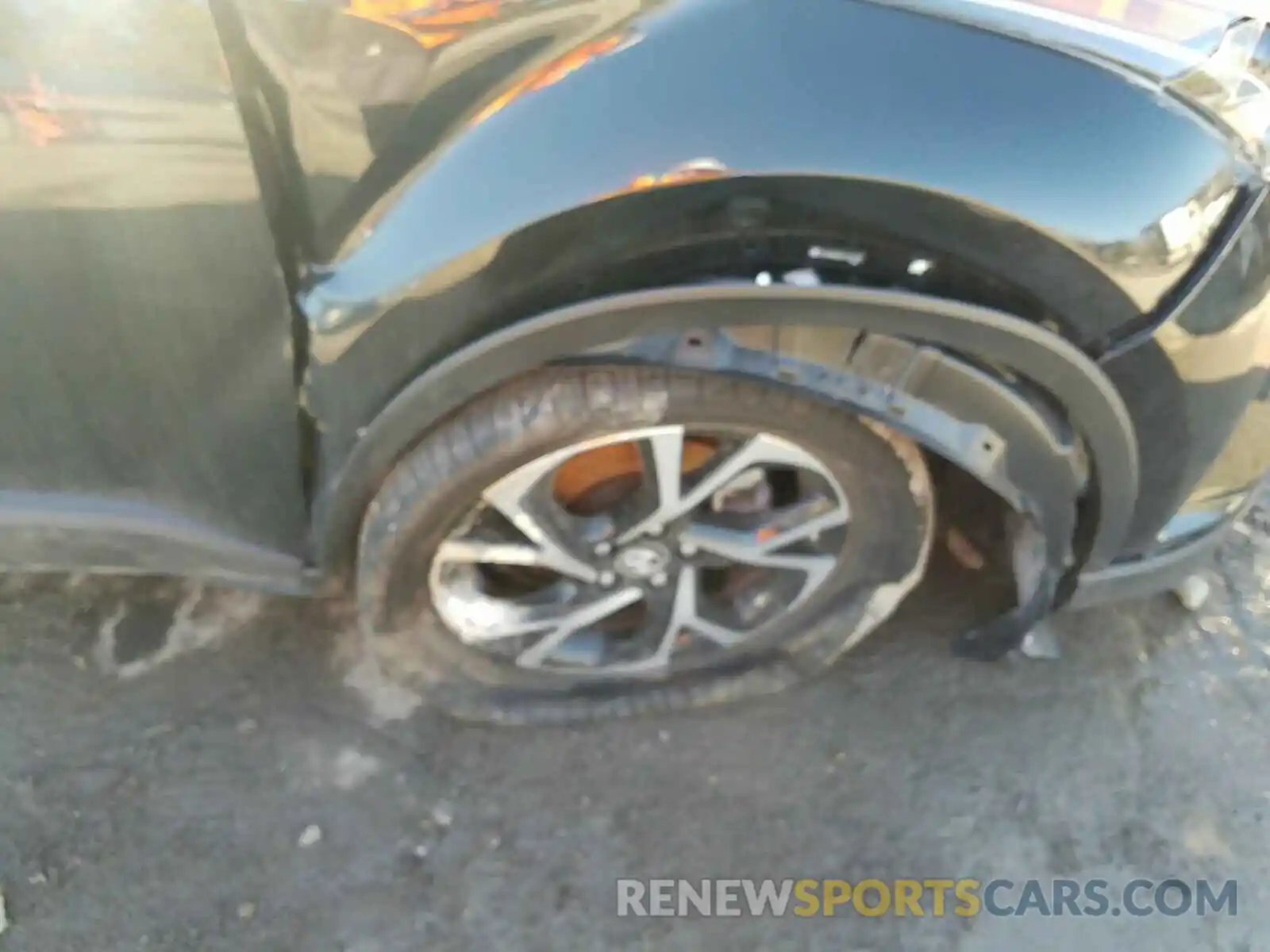 9 Photograph of a damaged car JTNKHMBX2K1032783 TOYOTA C-HR 2019