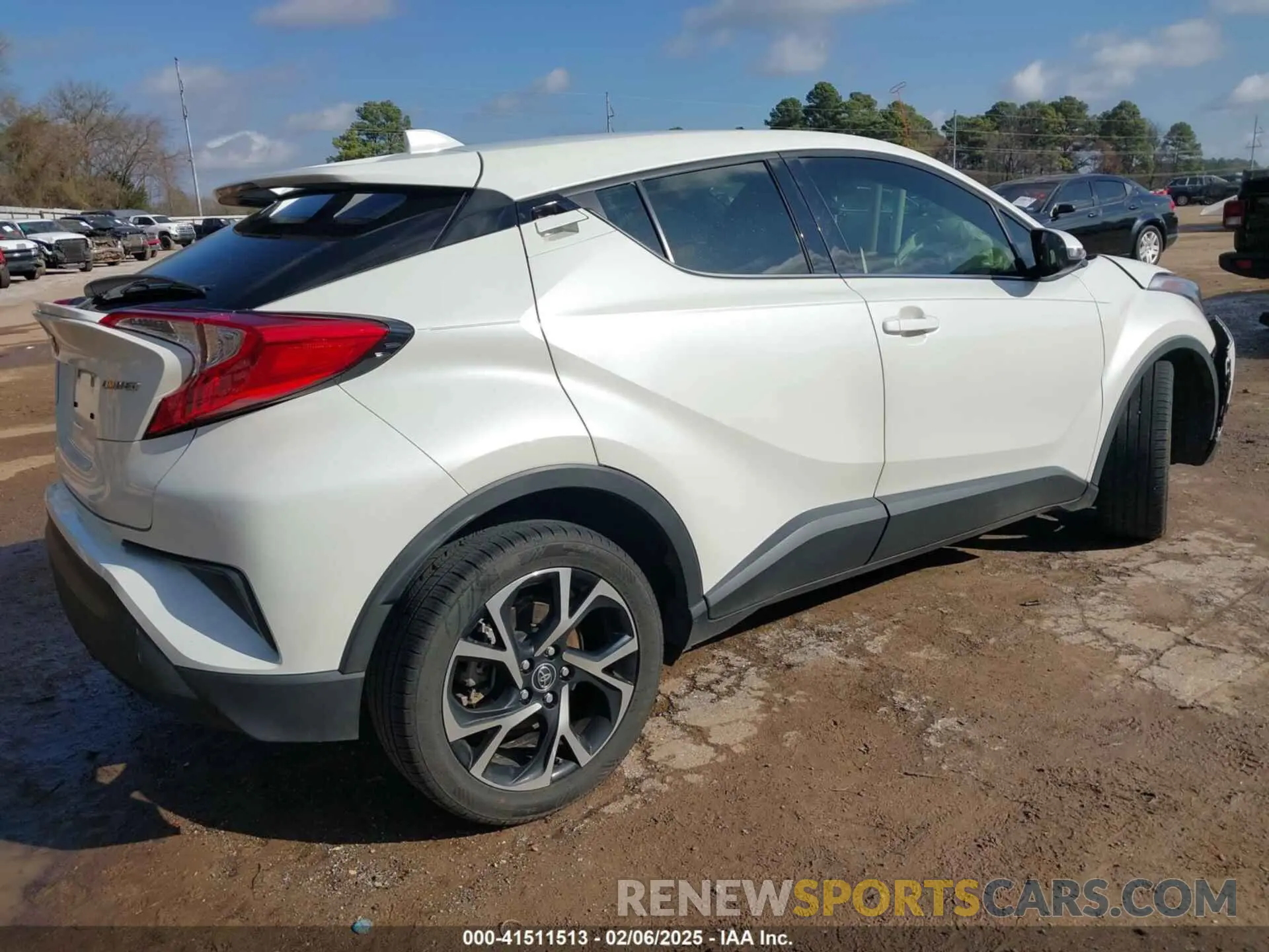 4 Photograph of a damaged car JTNKHMBX2K1041838 TOYOTA C-HR 2019