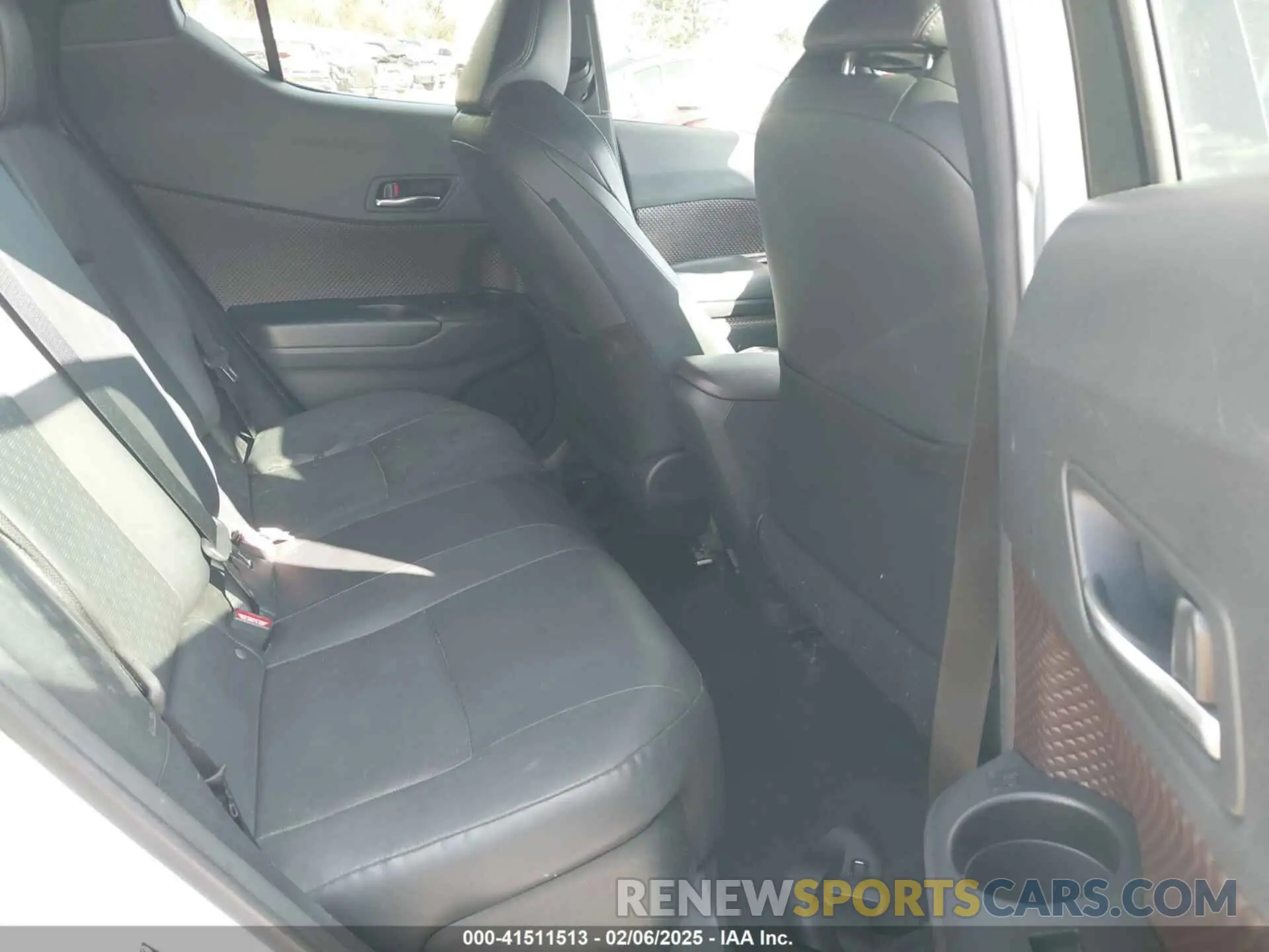 8 Photograph of a damaged car JTNKHMBX2K1041838 TOYOTA C-HR 2019