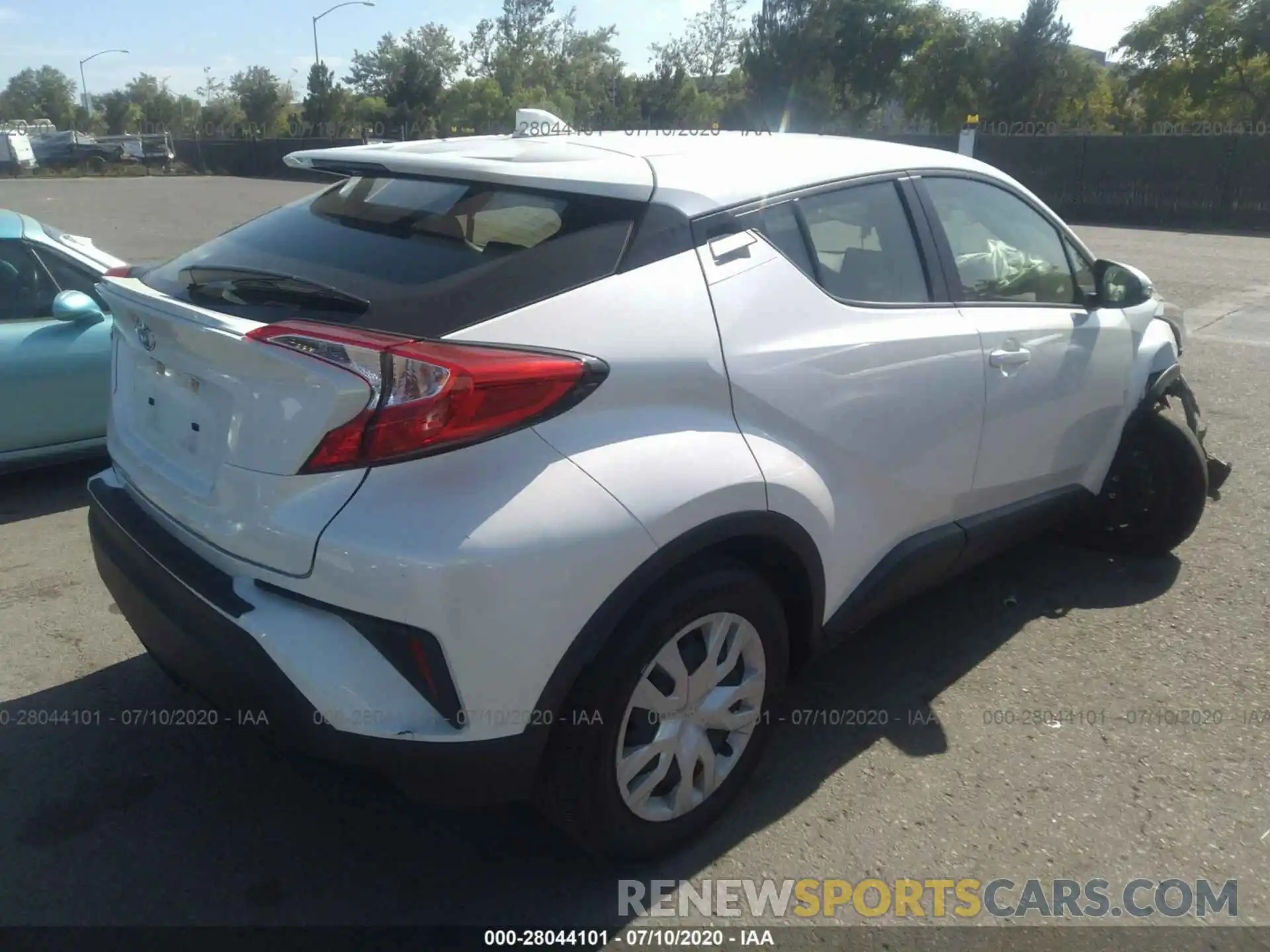 4 Photograph of a damaged car JTNKHMBX2K1043654 TOYOTA C-HR 2019