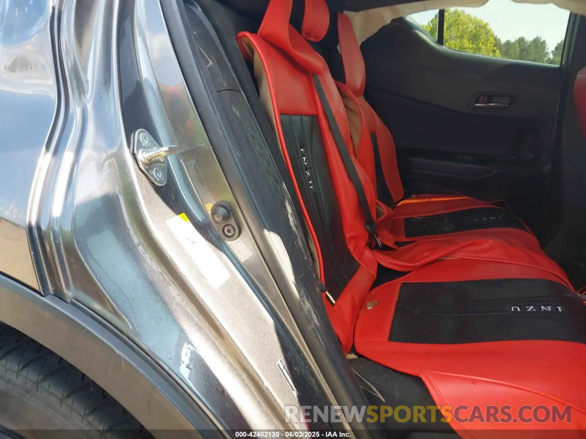 8 Photograph of a damaged car JTNKHMBX2K1048871 TOYOTA C-HR 2019