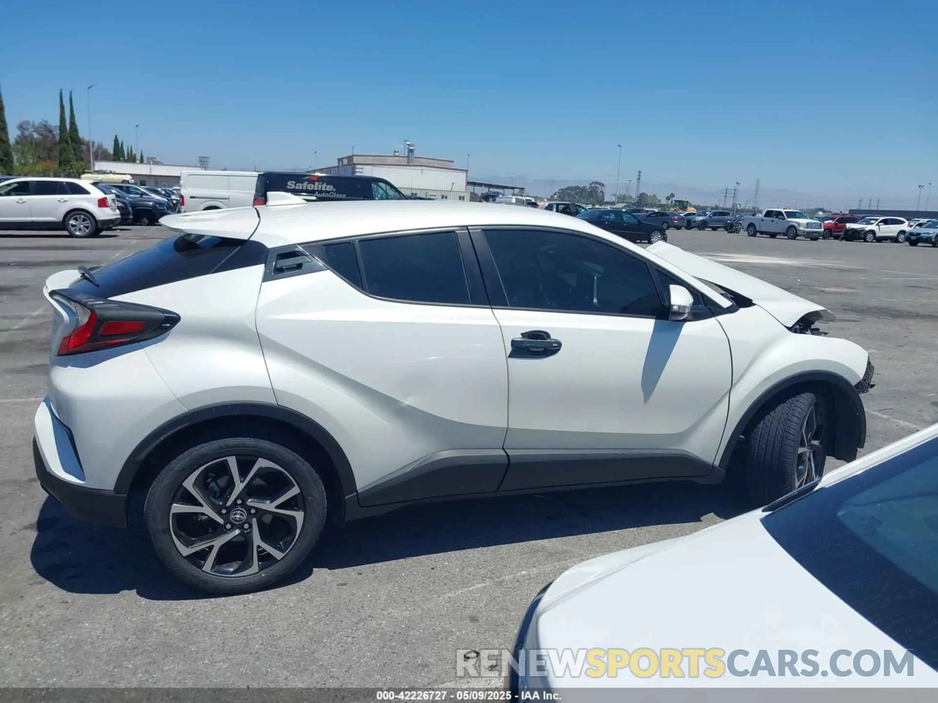 14 Photograph of a damaged car JTNKHMBX2K1049065 TOYOTA C-HR 2019