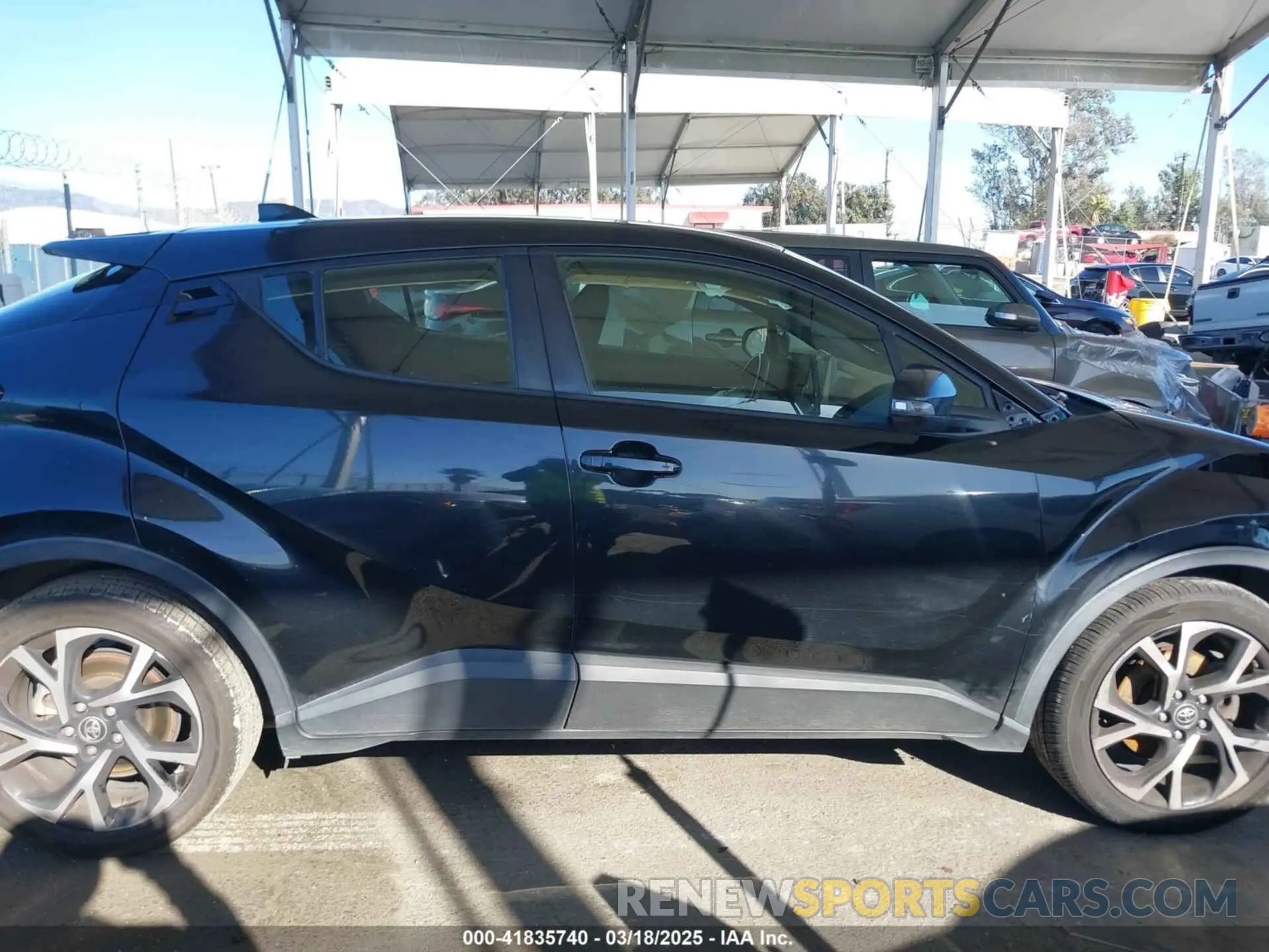 14 Photograph of a damaged car JTNKHMBX3K1013580 TOYOTA C-HR 2019