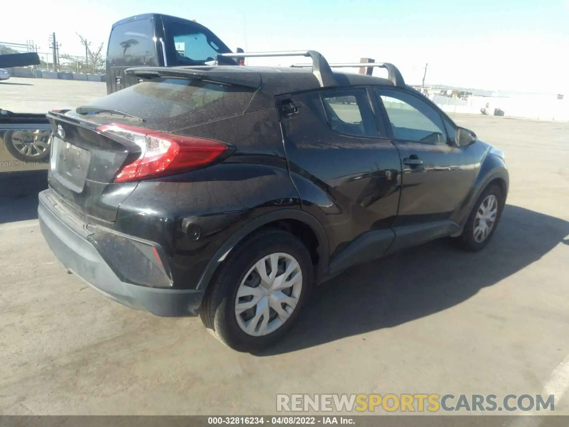 4 Photograph of a damaged car JTNKHMBX3K1017354 TOYOTA C-HR 2019