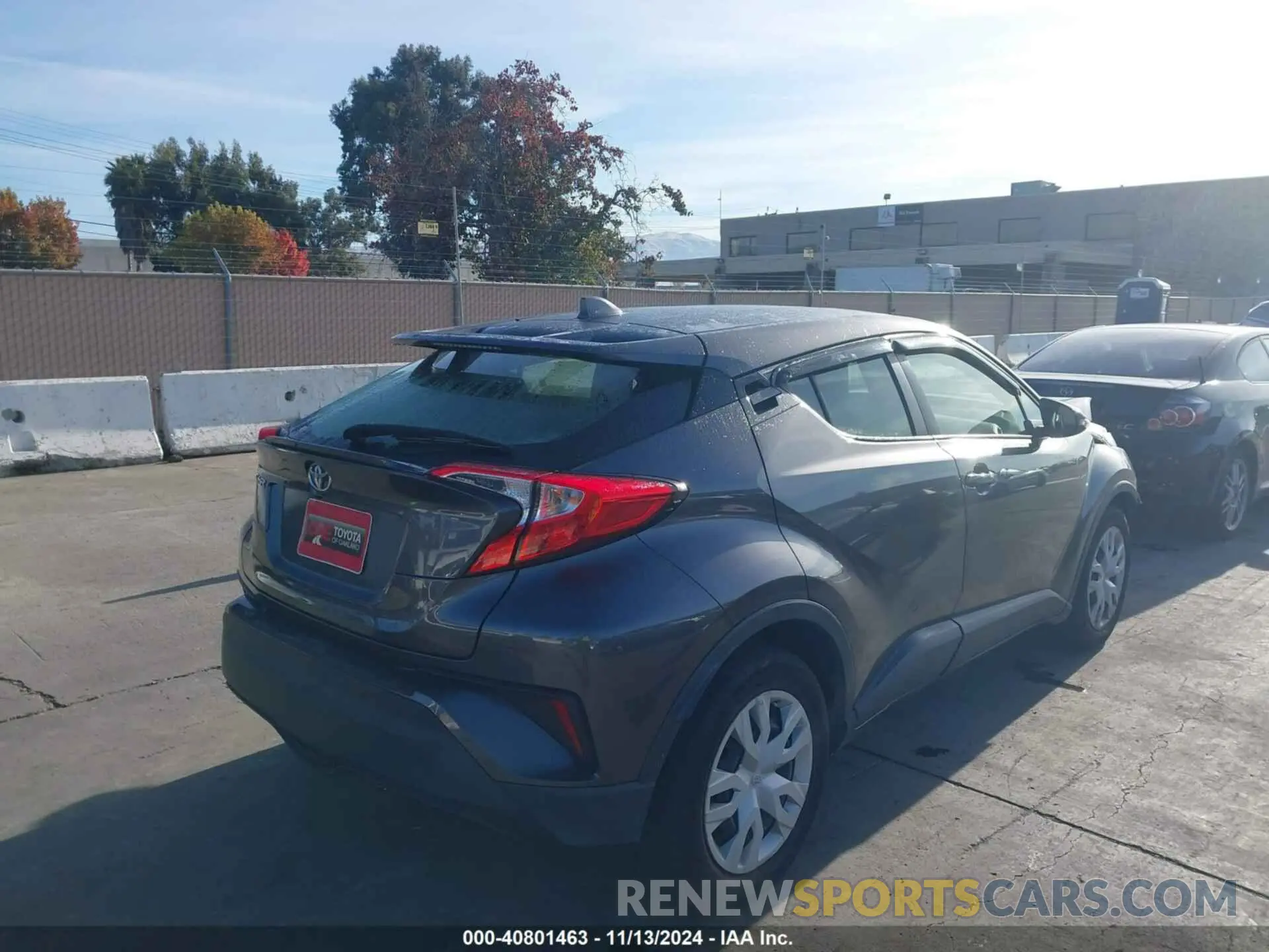 4 Photograph of a damaged car JTNKHMBX3K1026345 TOYOTA C-HR 2019