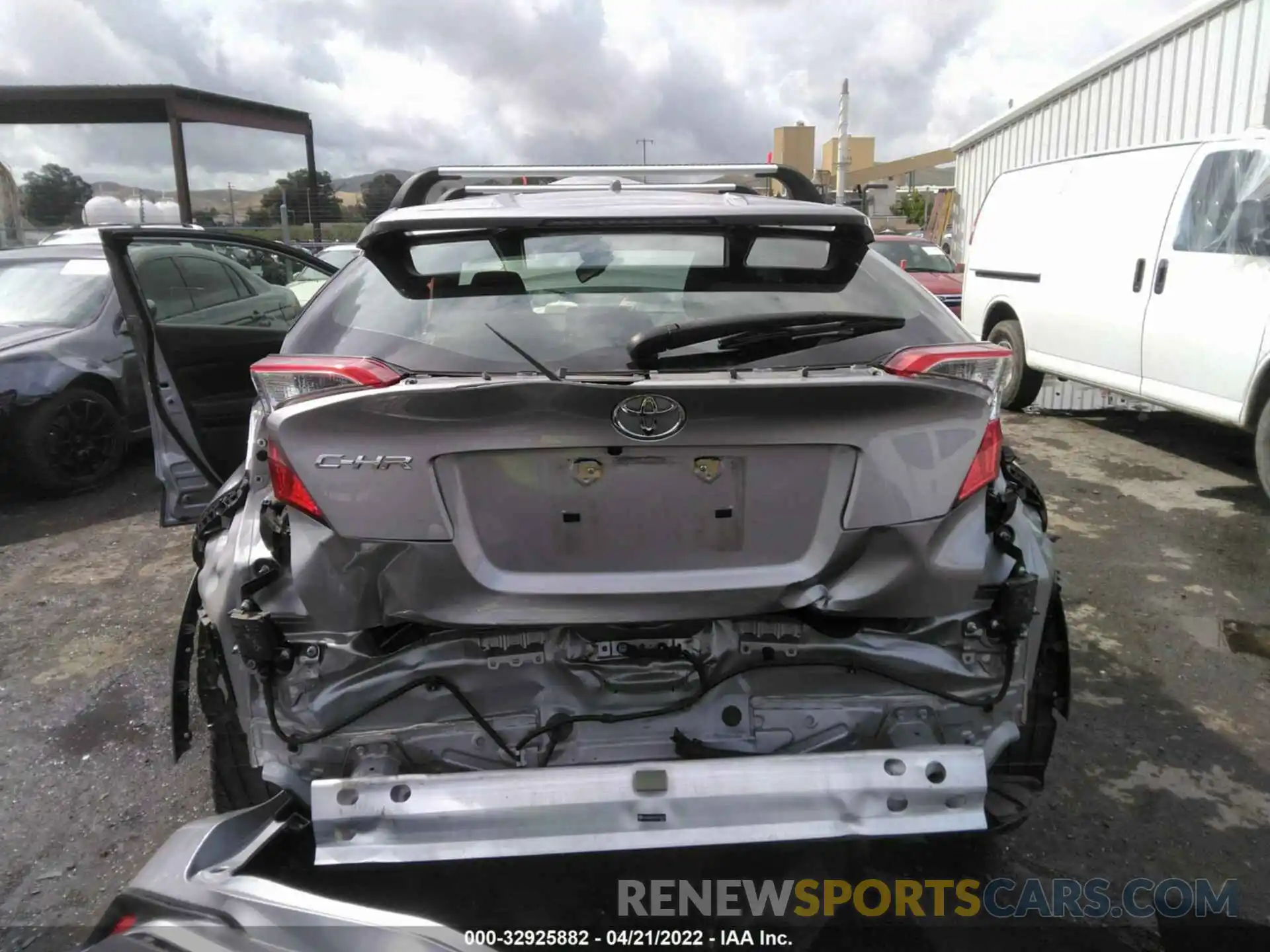 6 Photograph of a damaged car JTNKHMBX3K1048524 TOYOTA C-HR 2019